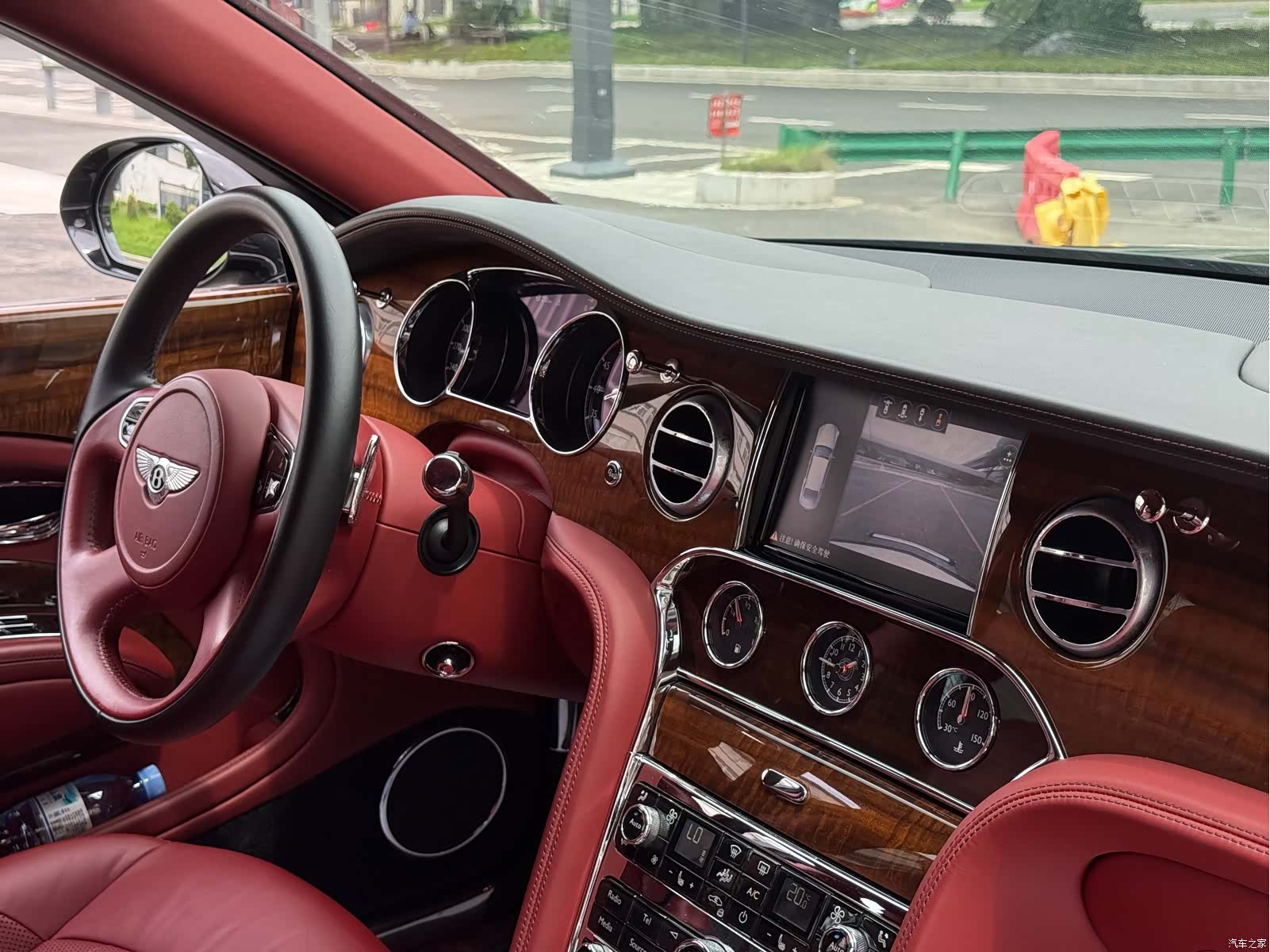 Bentley Mulsanne, 2018 21