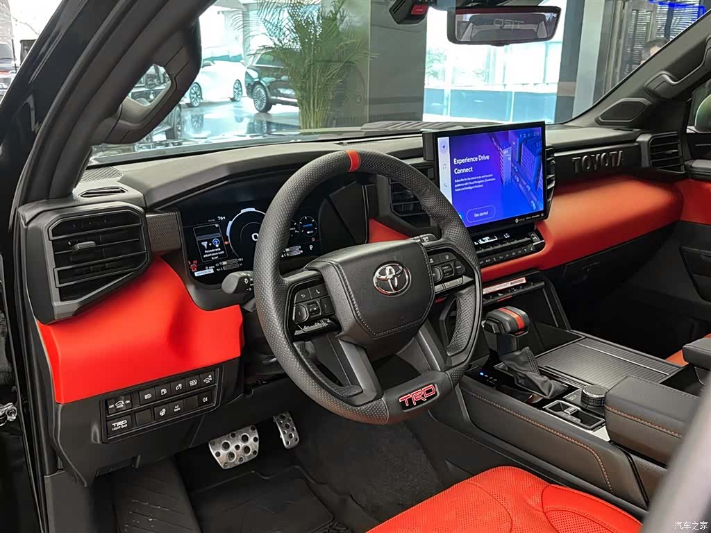 Toyota Sequoia, 2025 6