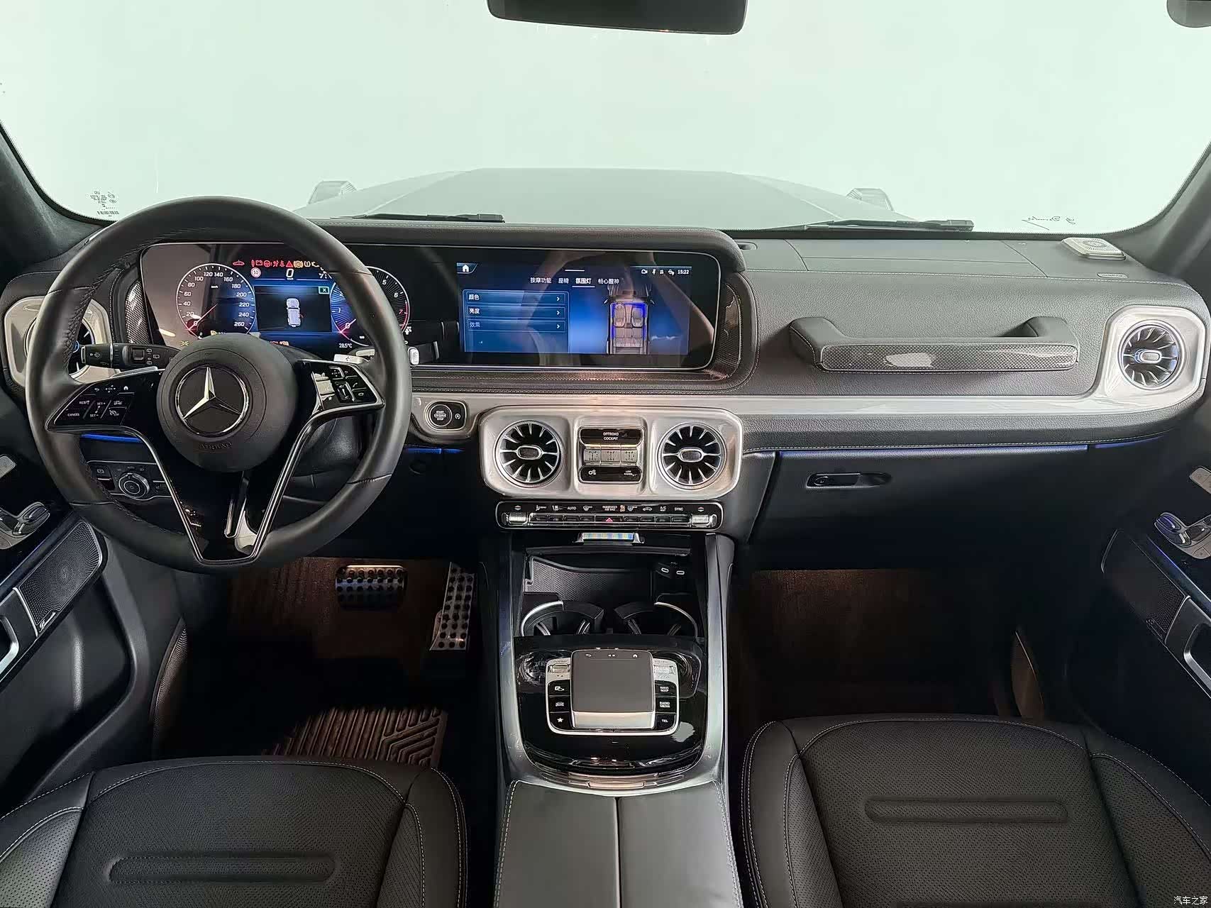 Mercedes-Benz G-Class, 2025 6
