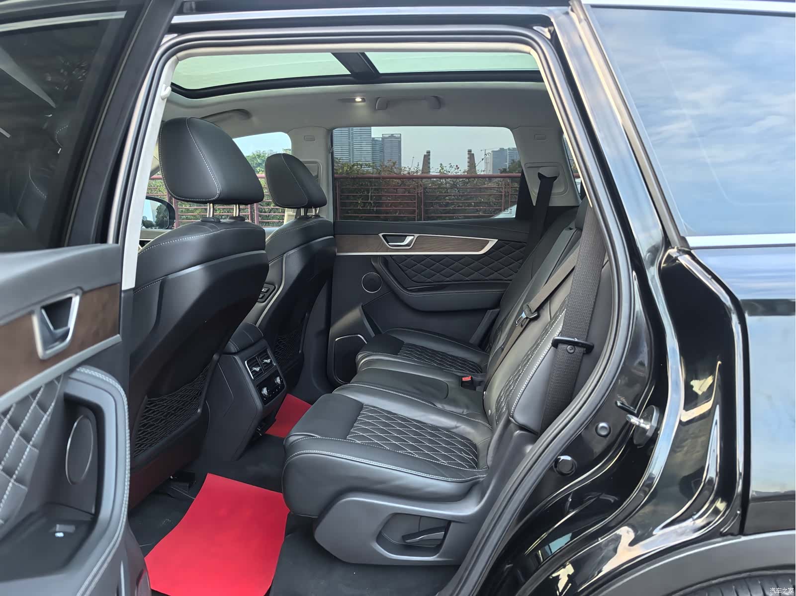 Hongqi HS7, 2021 17