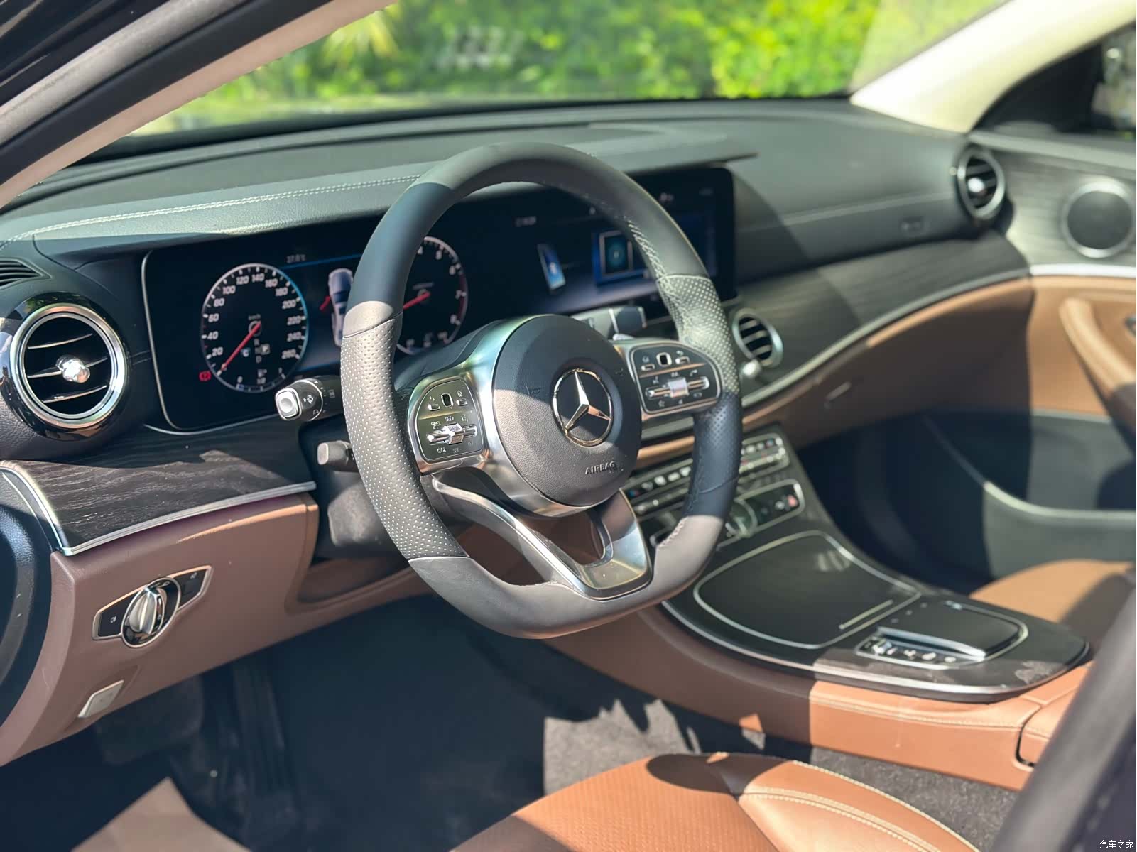 Mercedes-Benz E-Class, 2020 23