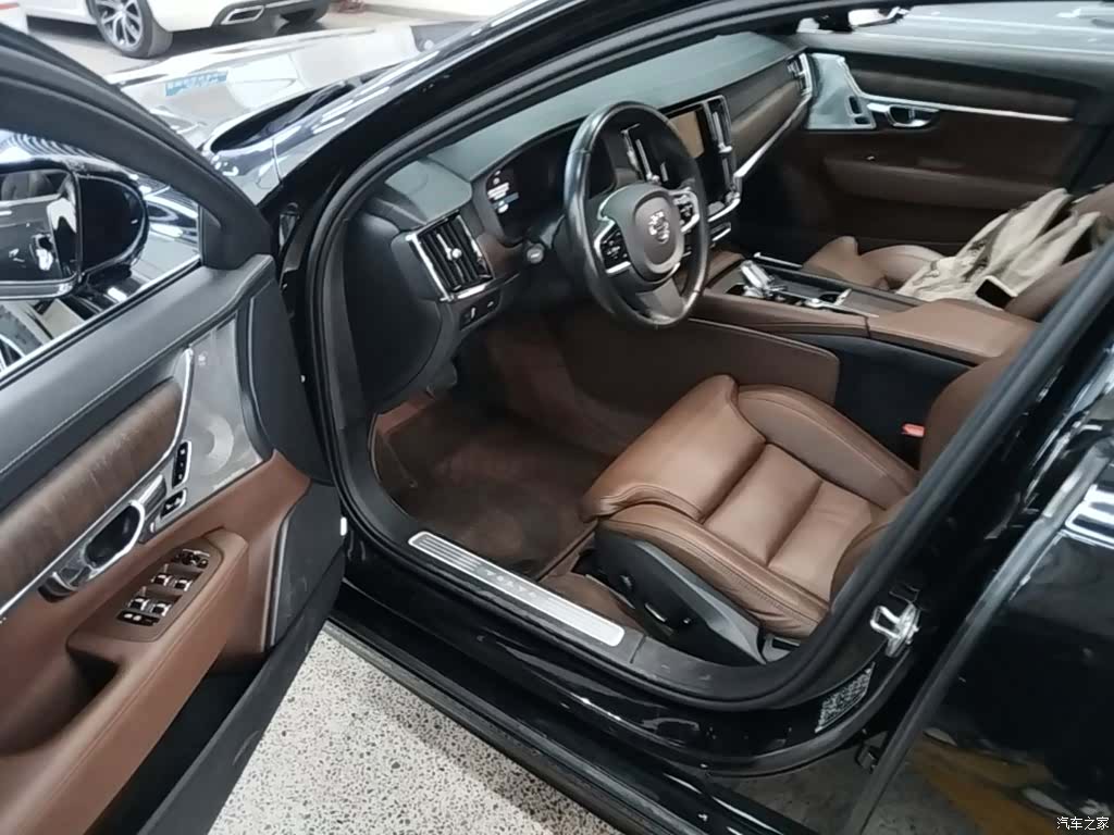 Volvo S90, 2022 16