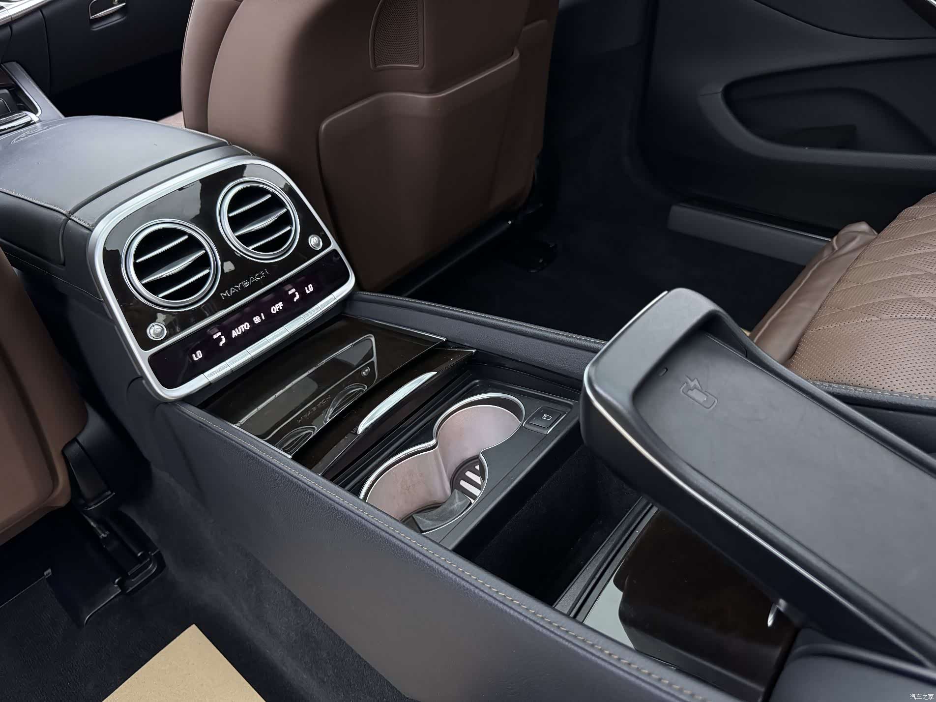 Maybach S-Class, 2018 13