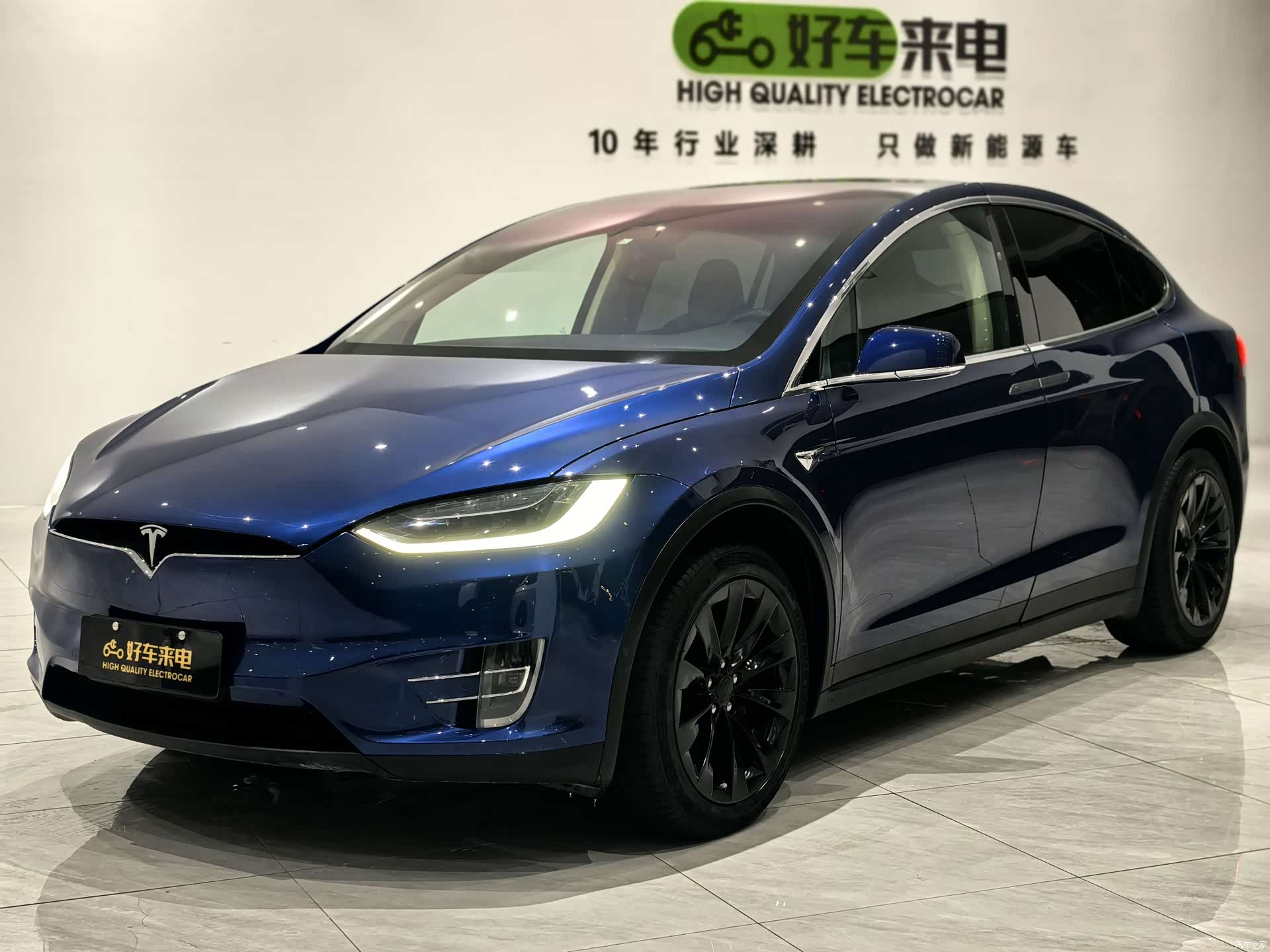 Tesla Model X, 2017 1