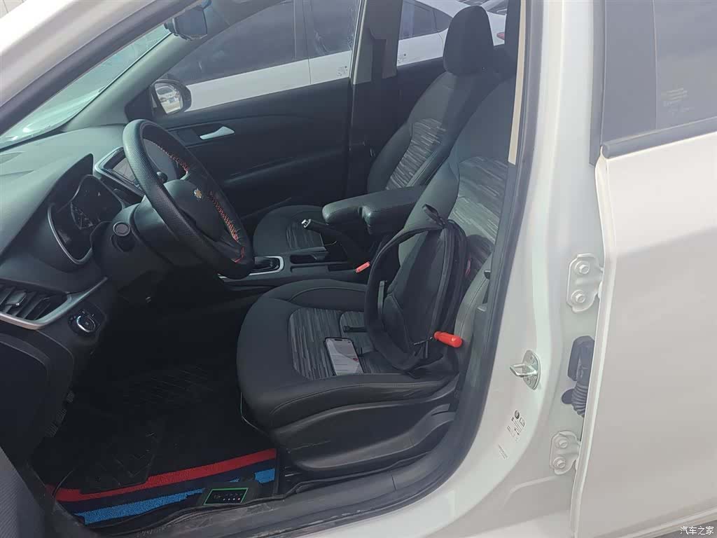 Chevrolet 320, 2019 14