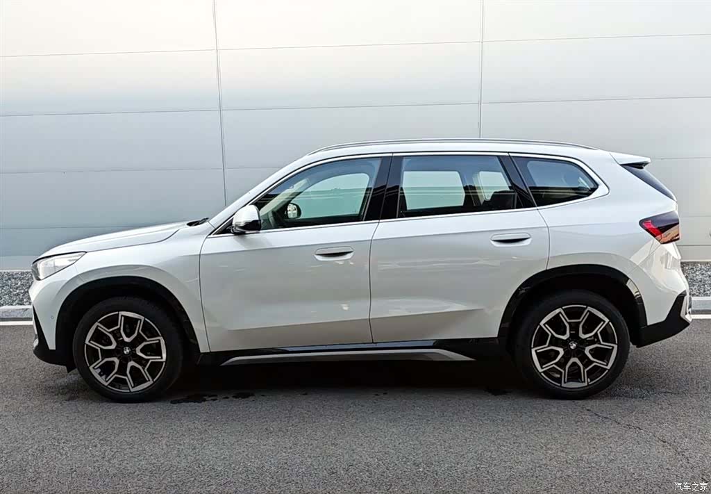 BMW X1, 2025 4