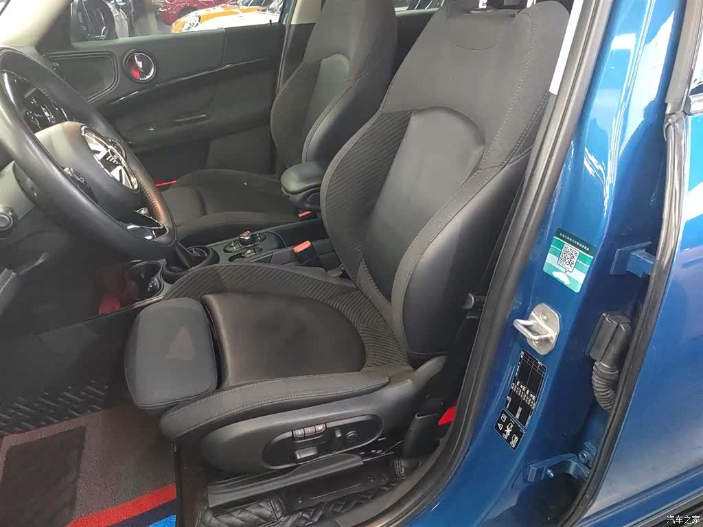 Mini Countryman, 2018 15