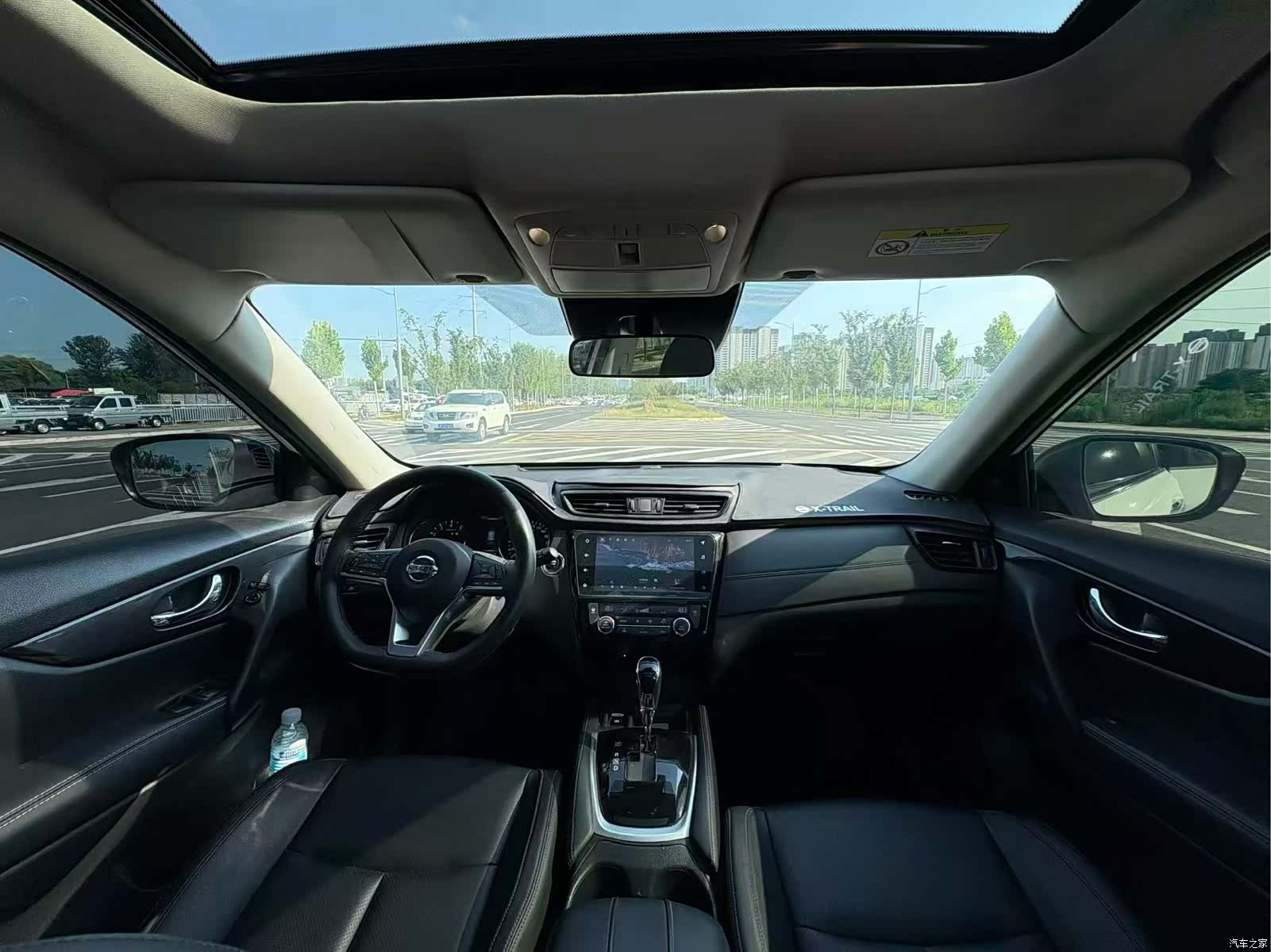 Nissan X-Trail, 2025 все фото