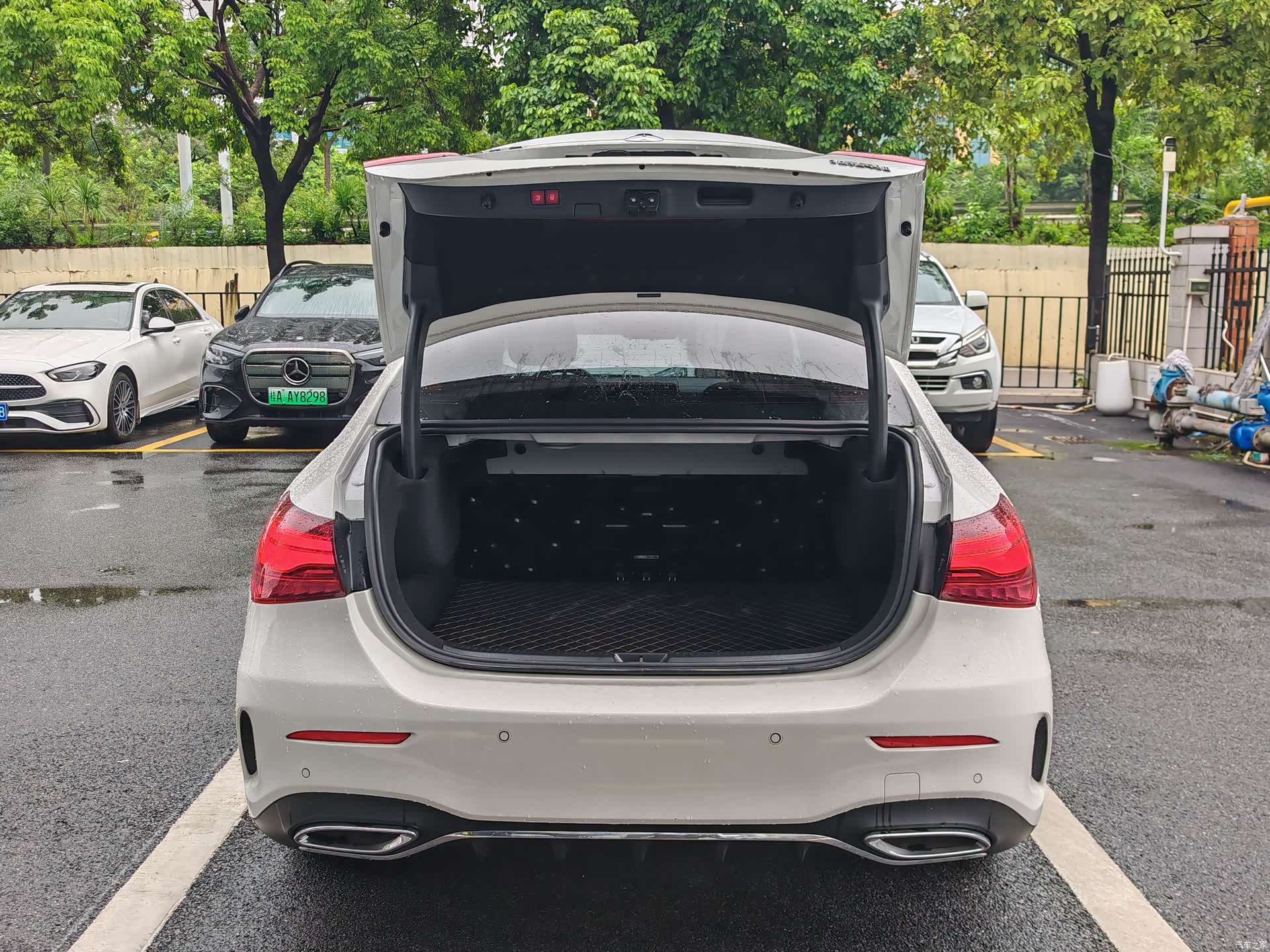 Mercedes-Benz A-Class, 2024 13