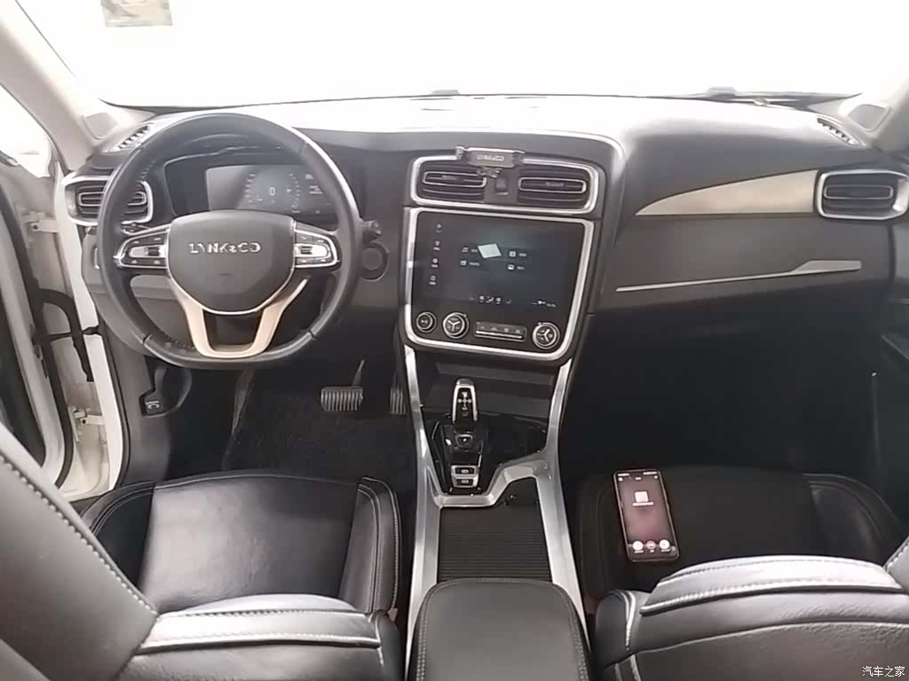 Lynk & Co 01, 2018 10
