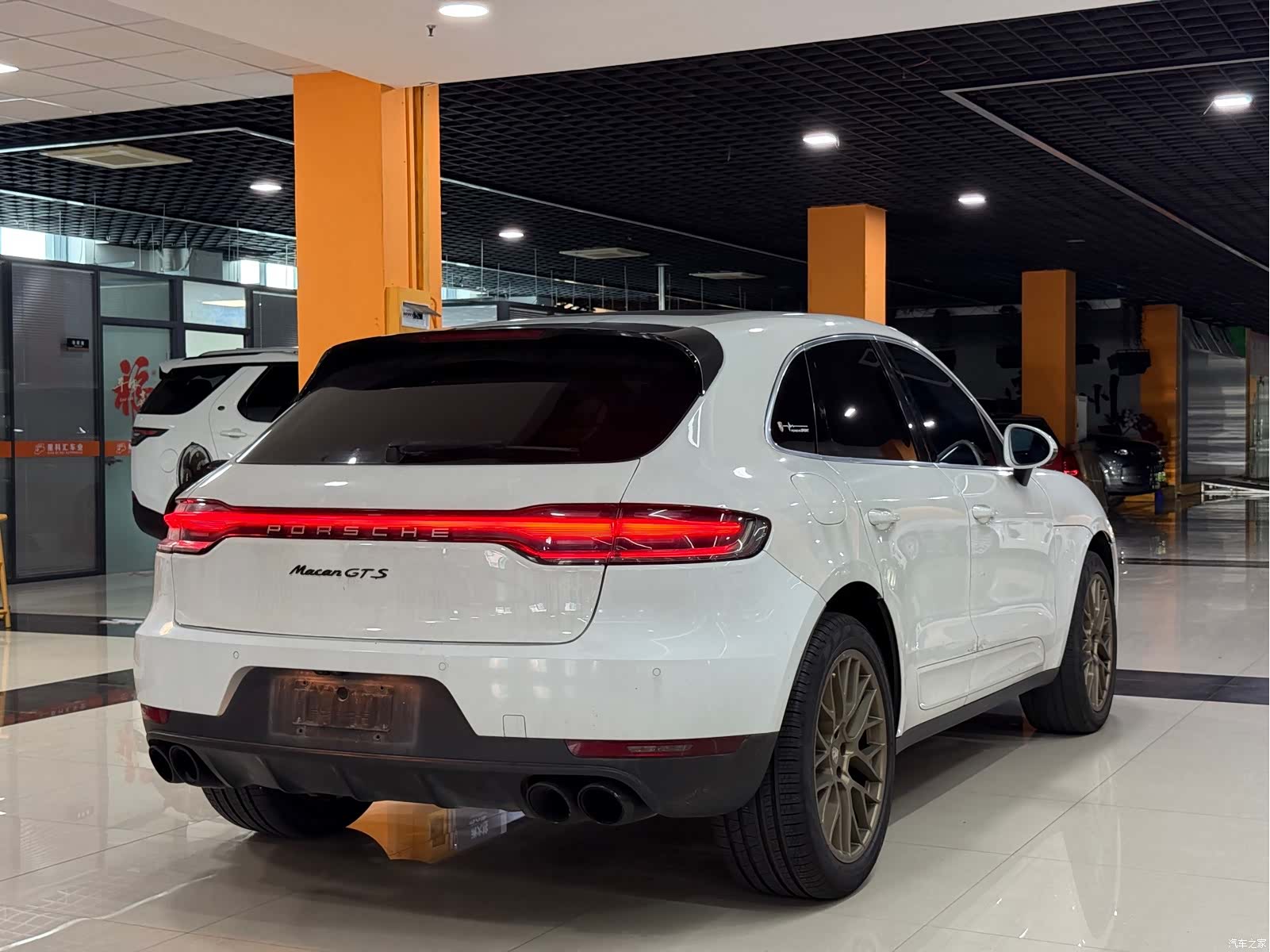 Porsche Macan, 2018 8
