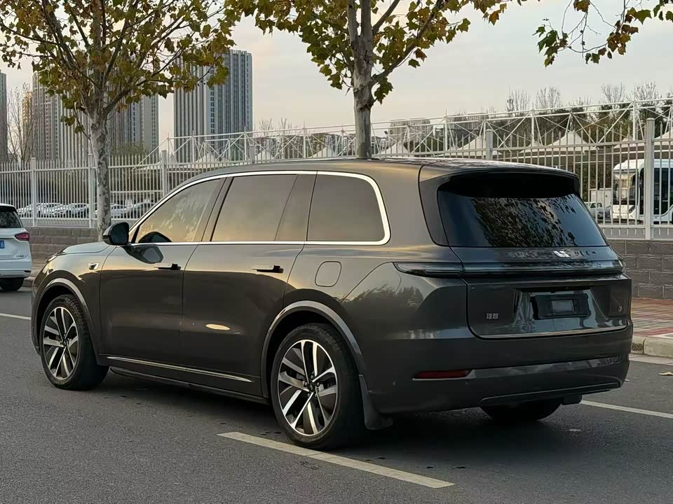 Li Auto Ideal L9