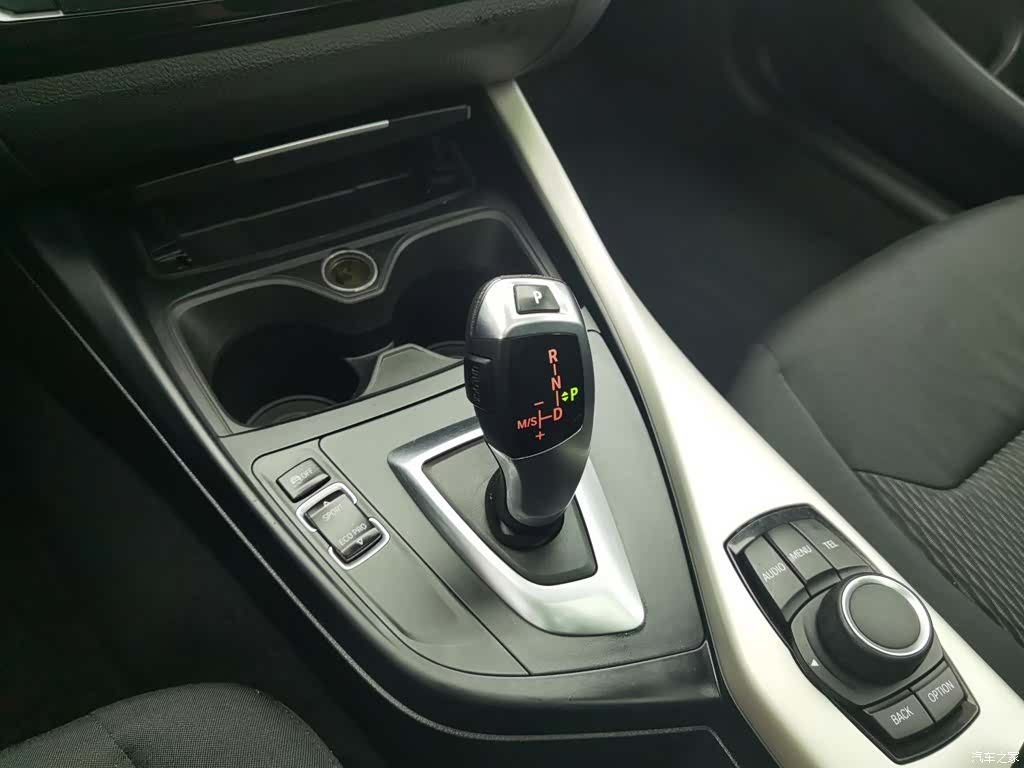 BMW 1 Series, 2016 13