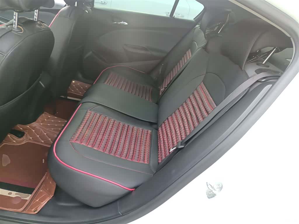 Chevrolet 320, 2019 17