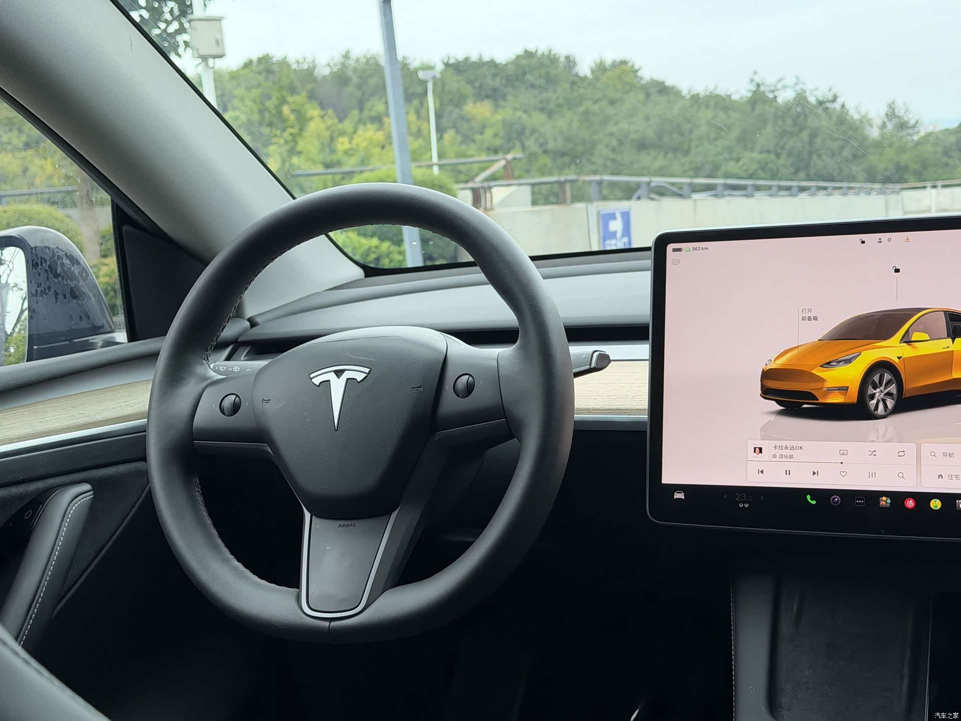 Tesla Model Y, 2023 10