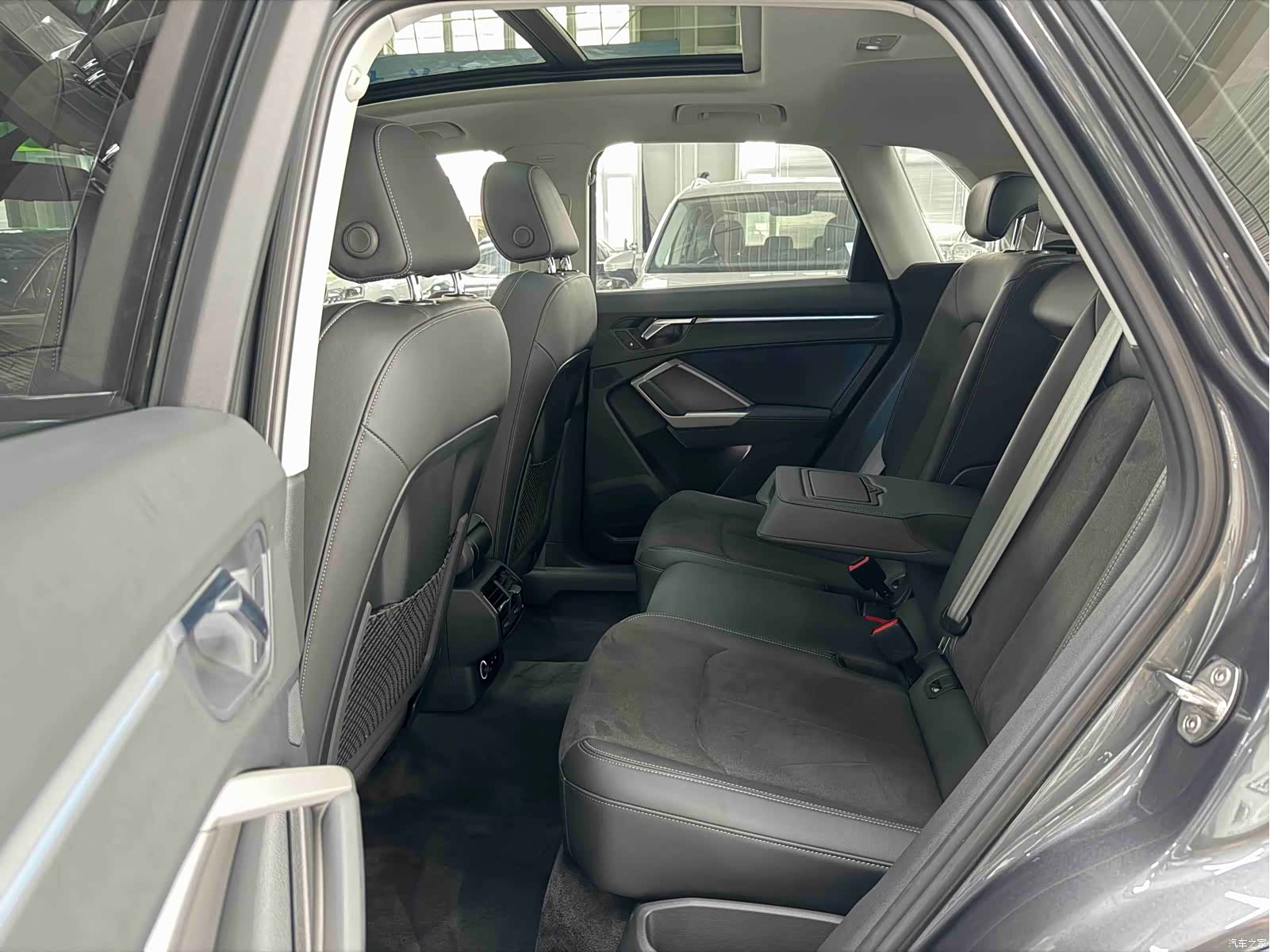 Audi Q3, 2023 15