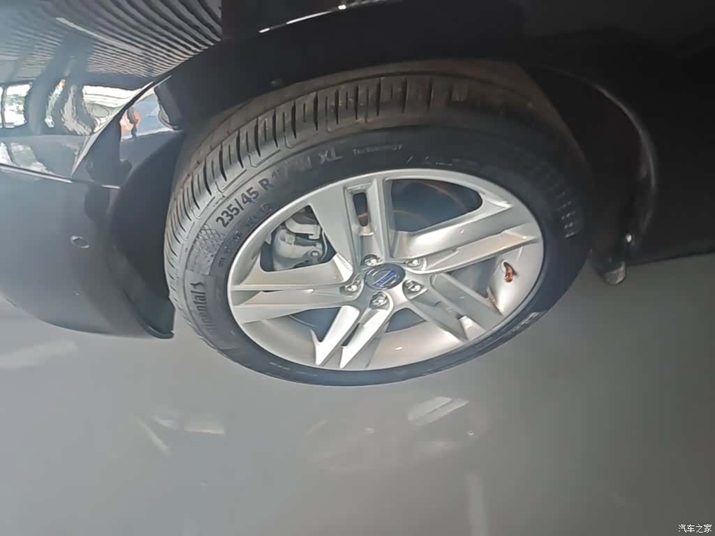 Volvo V60, 2017 23