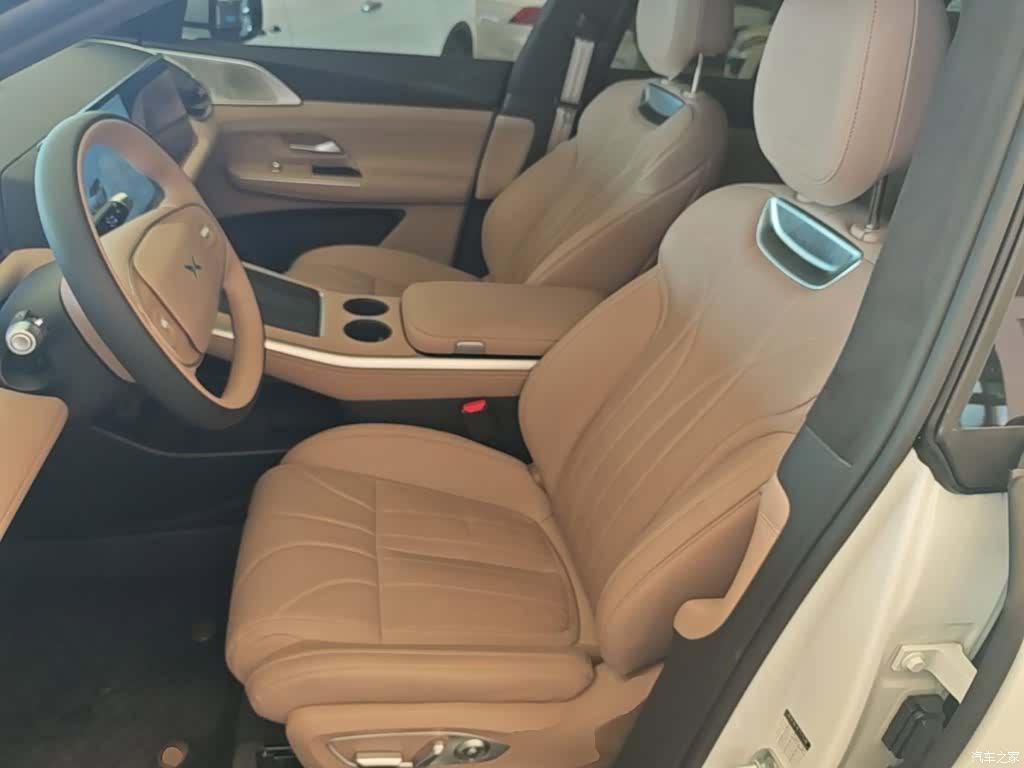 Xpeng G9, 2025 15