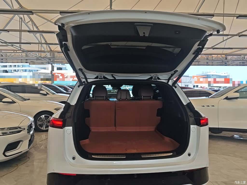 Xpeng G9, 2025 19