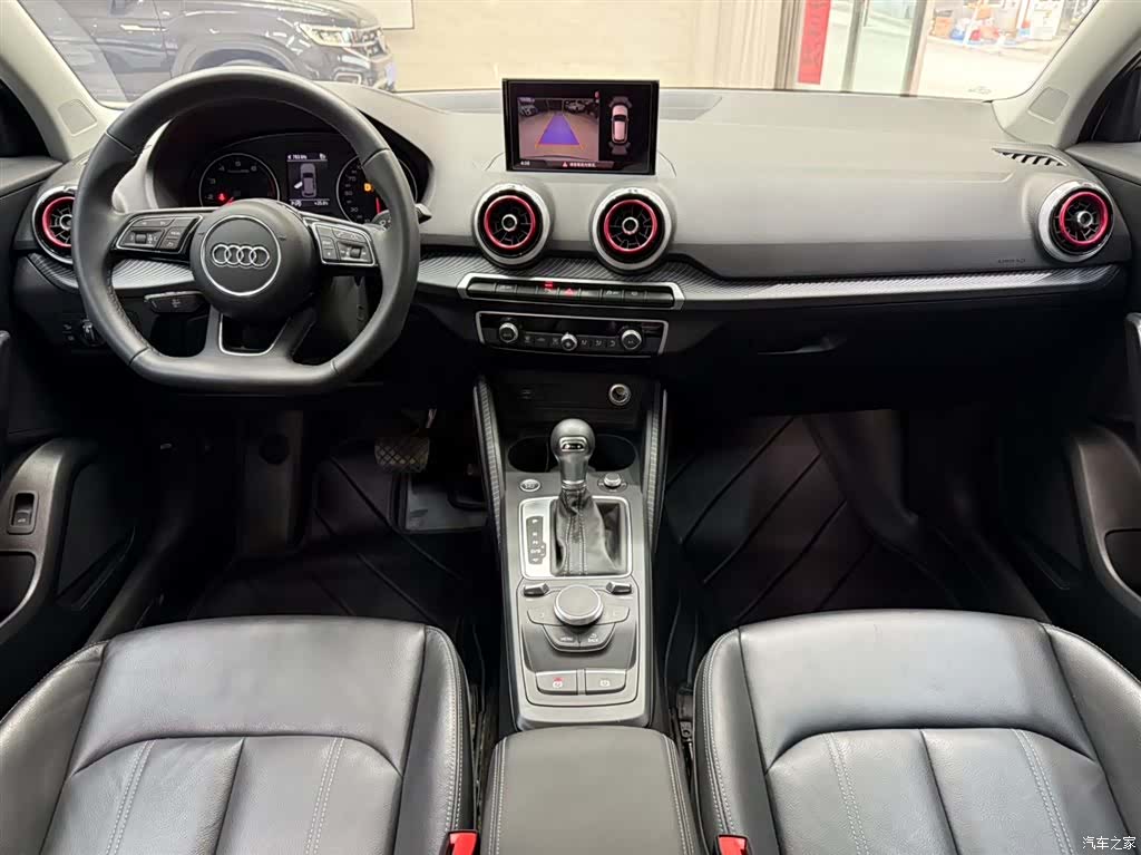 Audi Q2L, 2023 19