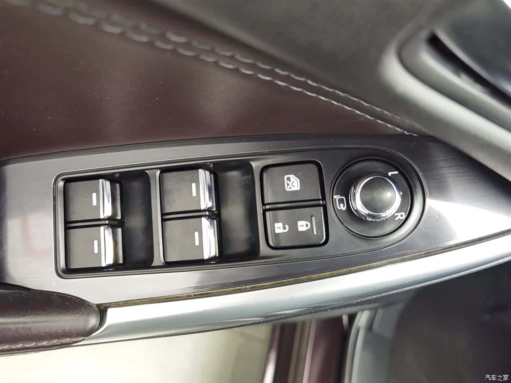 Mazda Atenza, 2018 9