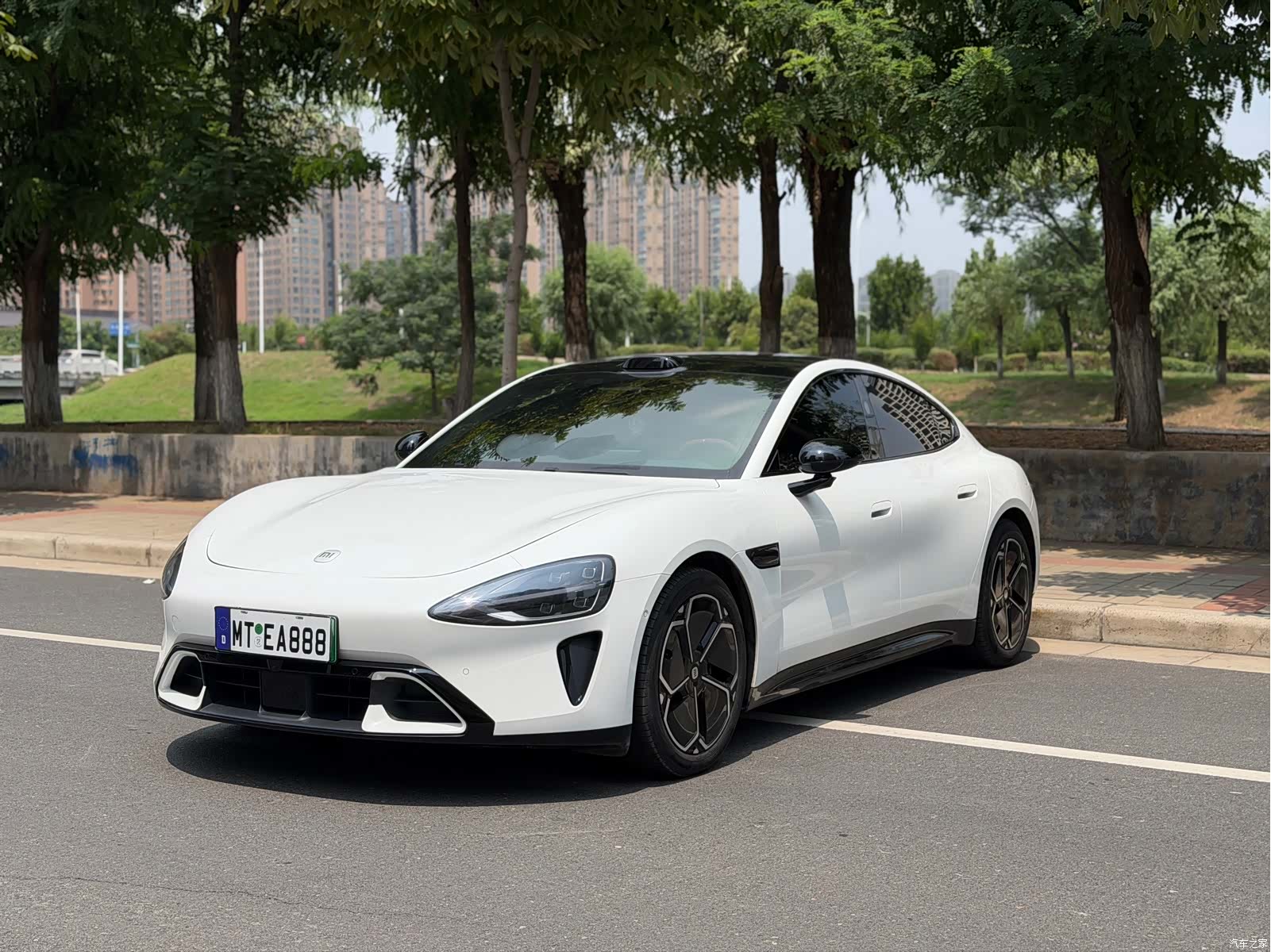 Xiaomi SU7