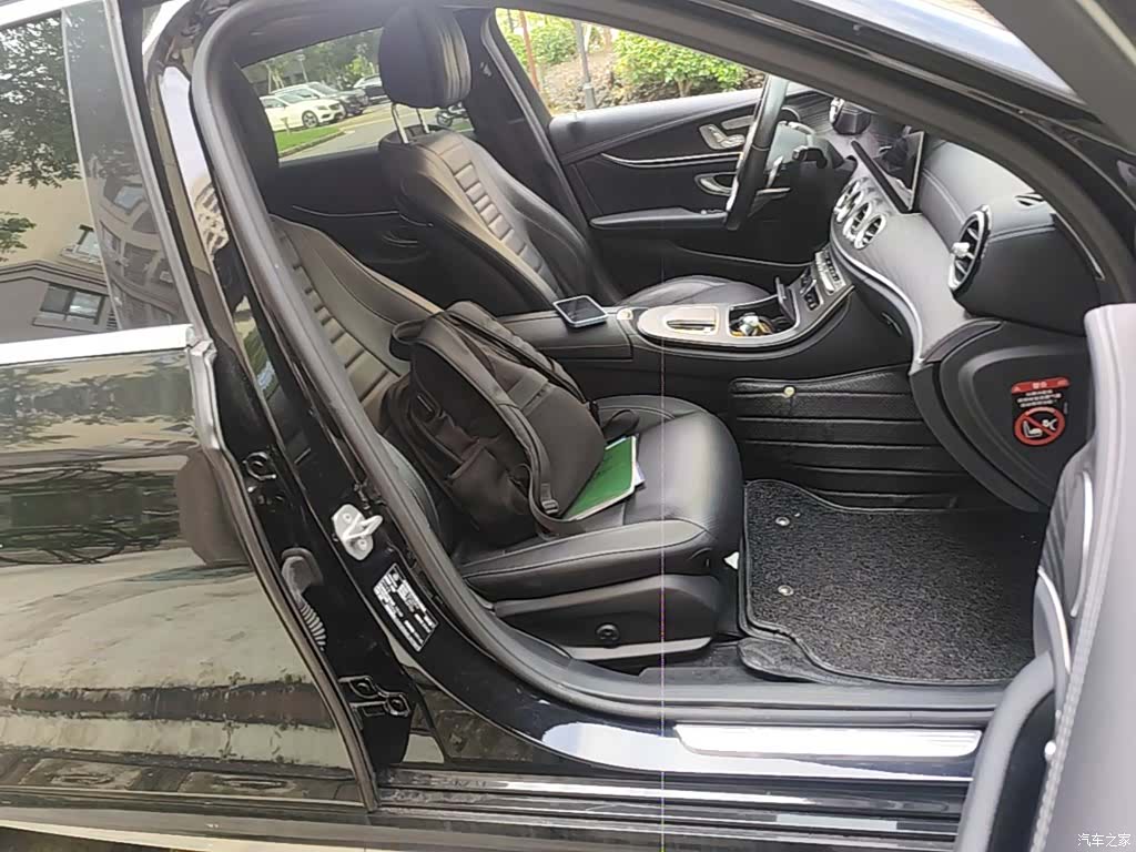 Mercedes-Benz E-Class, 2019 25