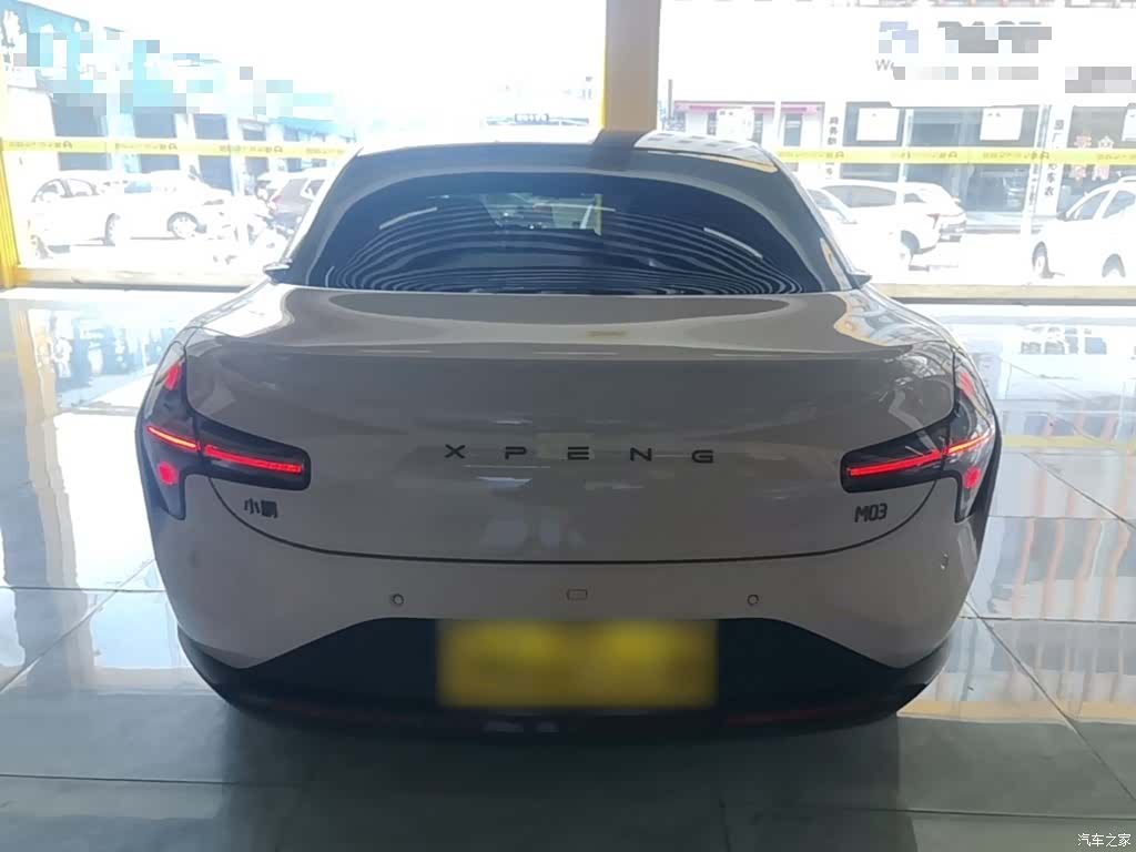 Xpeng Mona M03, 2025 6