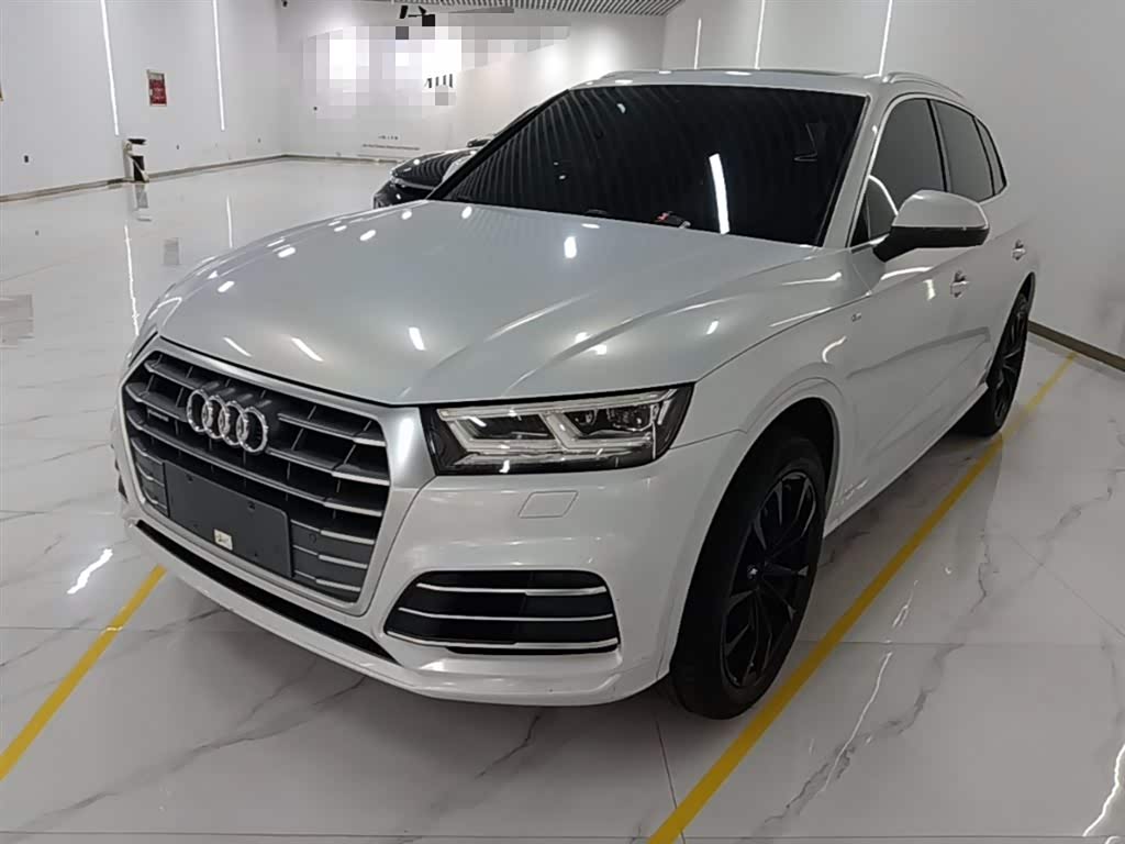Audi Q5L 2018 40 TFSI Fashion V