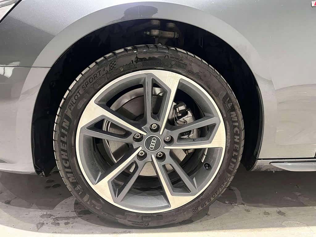 Audi A4L, 2024 15