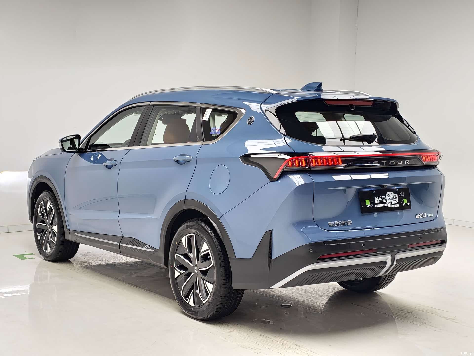Jetour L7, 2026 6