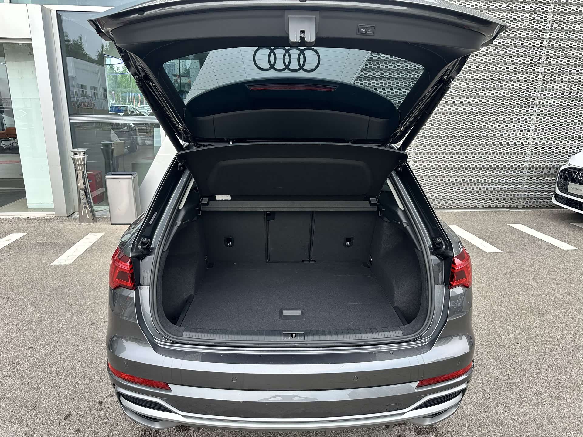 Audi Q3, 2020 10