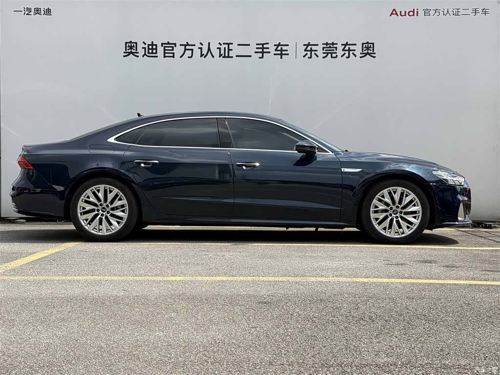 Audi A7L, 2023 3