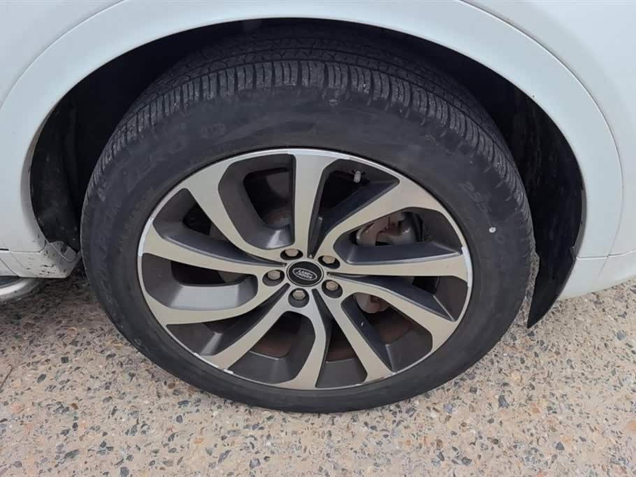 Land Rover Discover sports