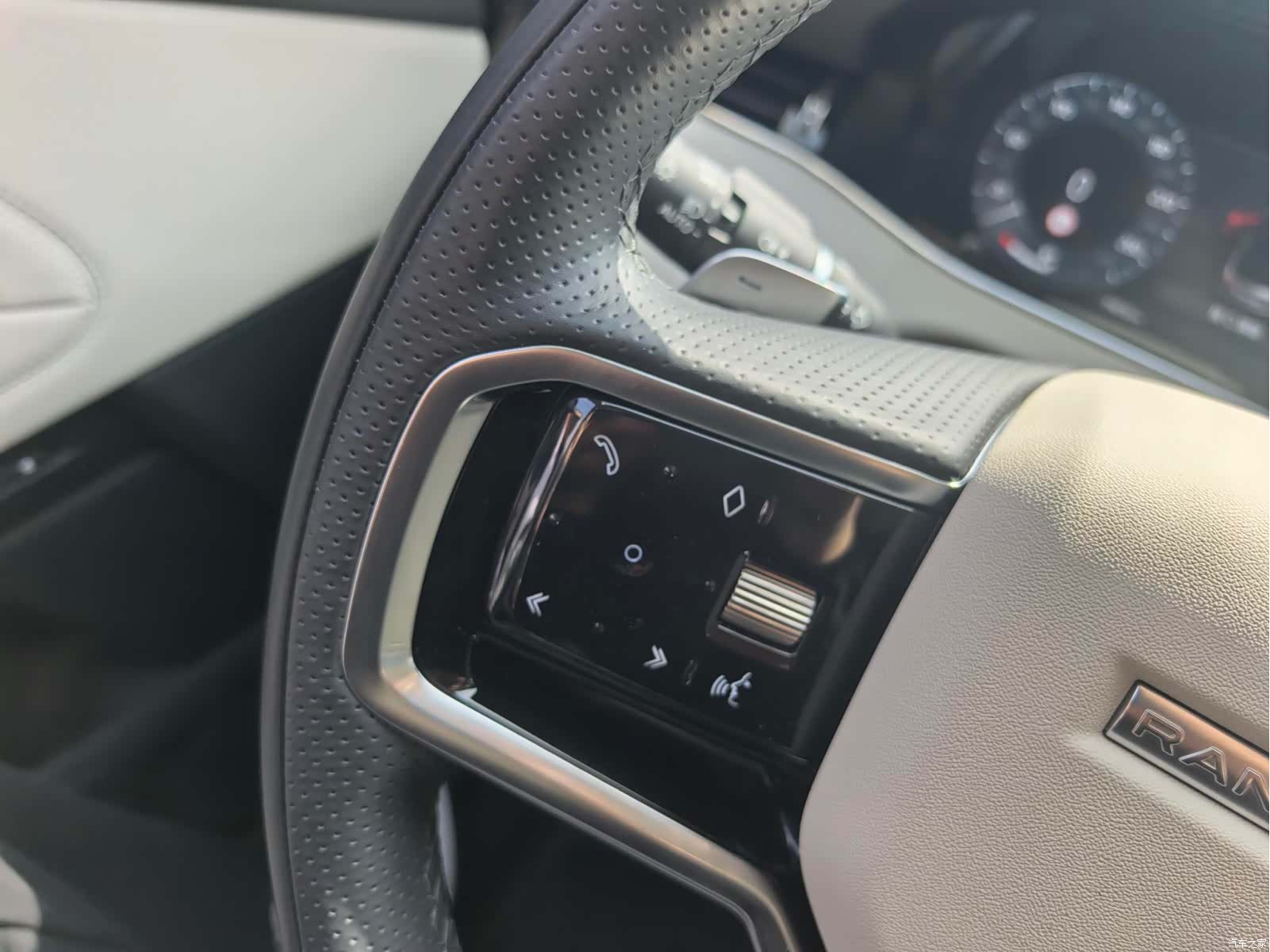 Land Rover Range Rover, 2024 18