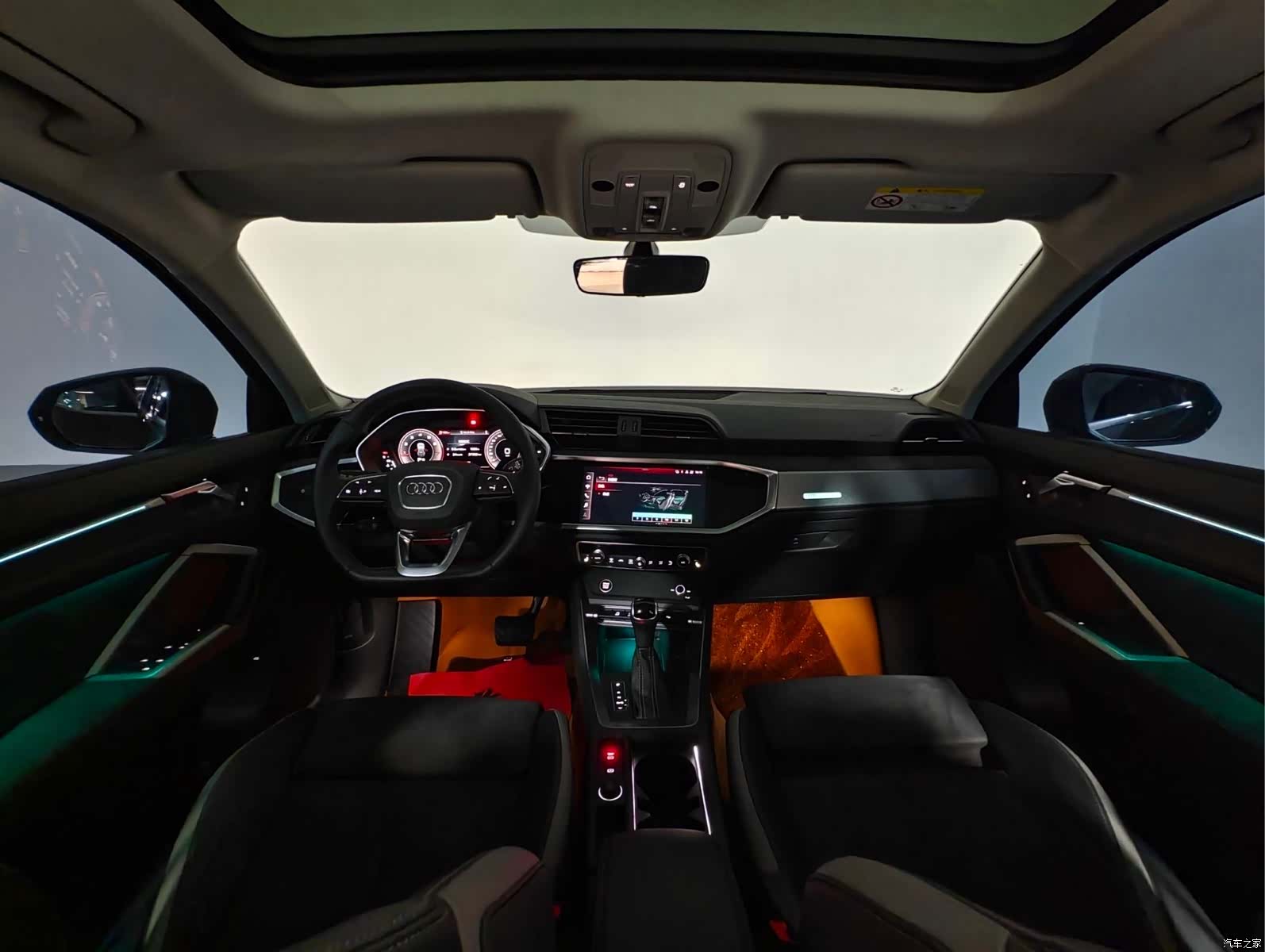 Audi Q3, 2023 13