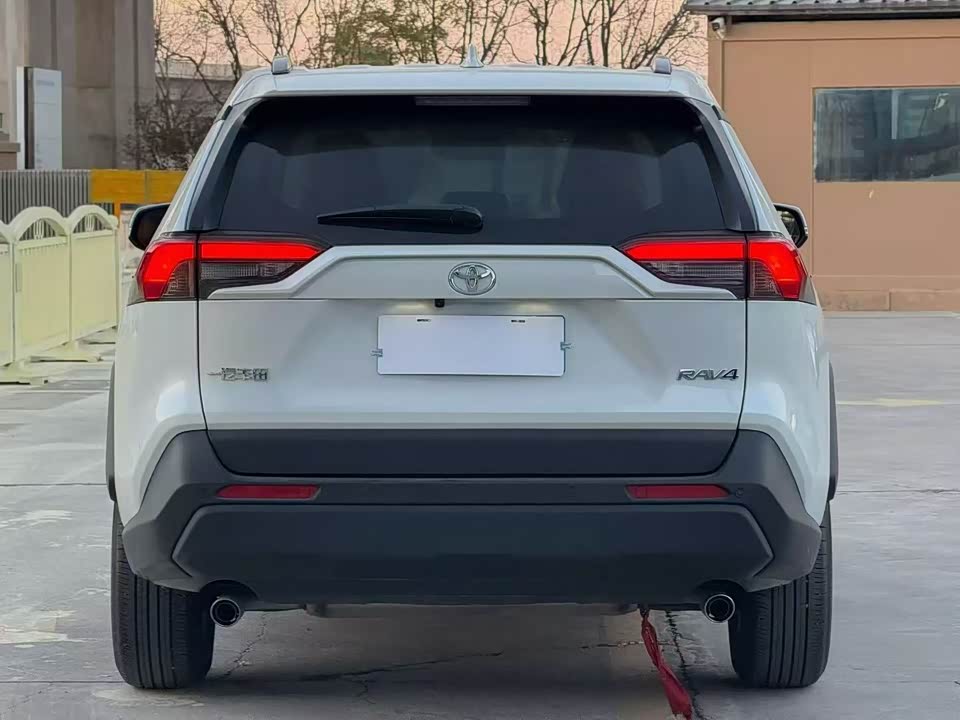 Toyota RAV4 Rongfang