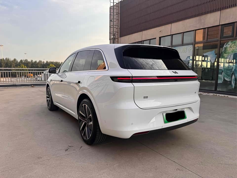 Li Auto Ideal L6