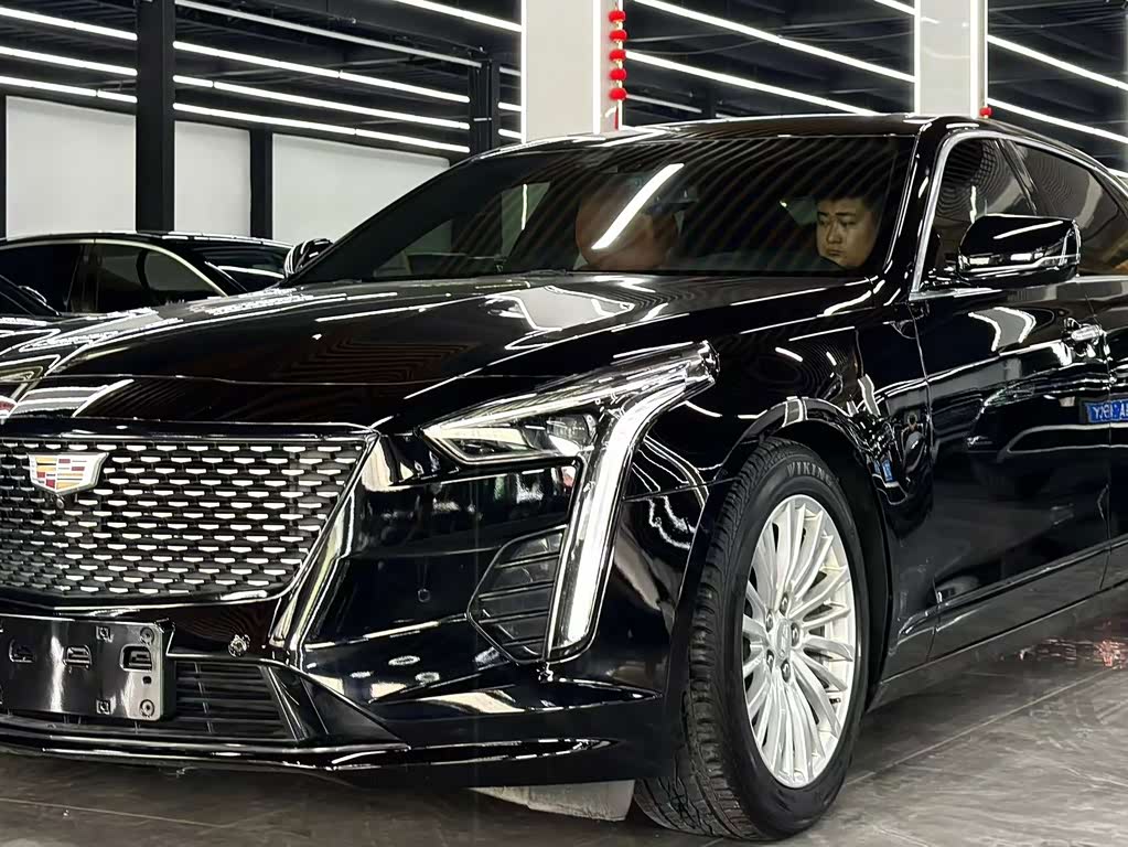 Cadillac CT6