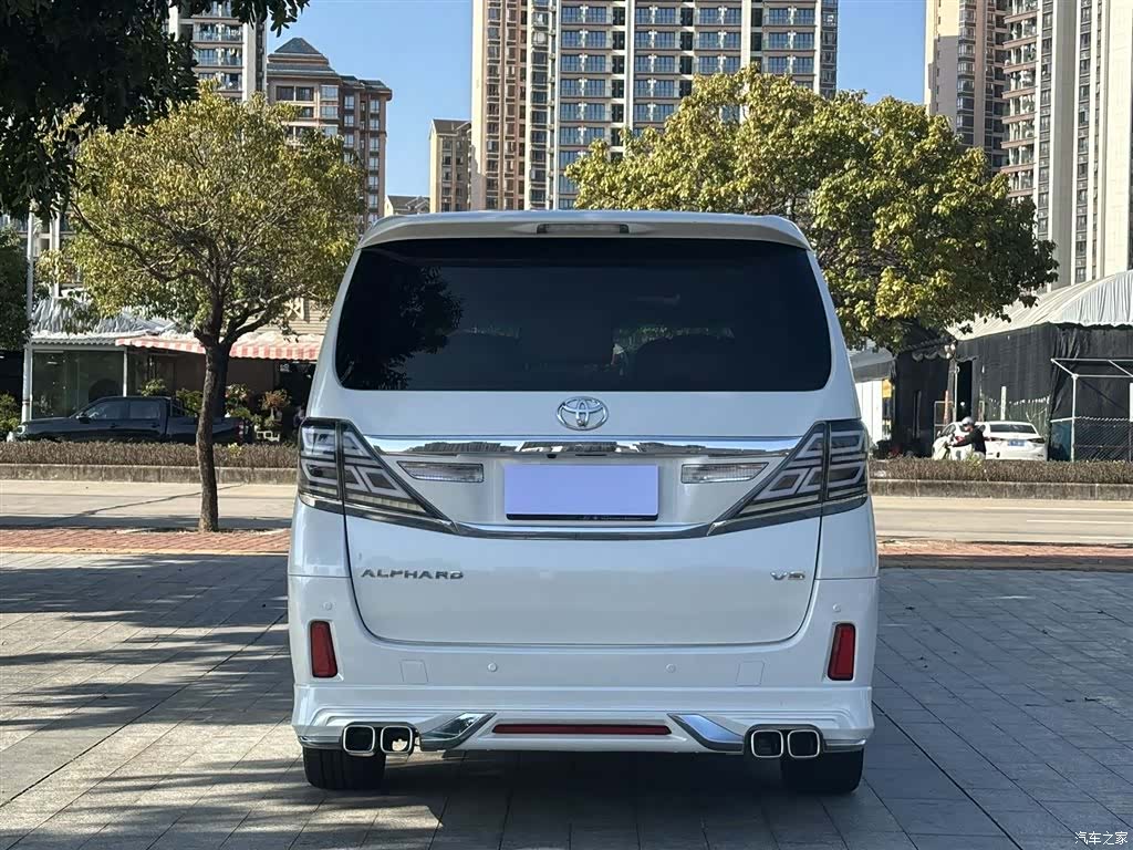 Toyota Alphard, 2013 8