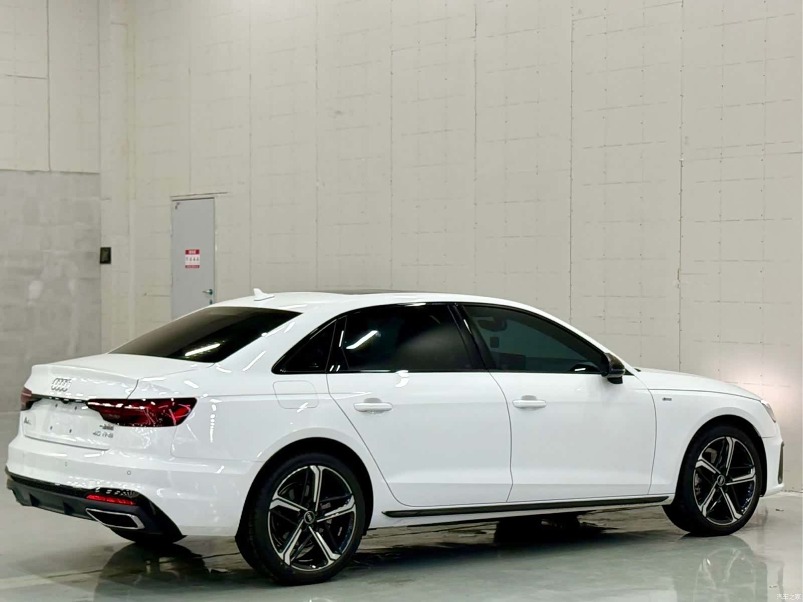Audi A4L, 2026 9
