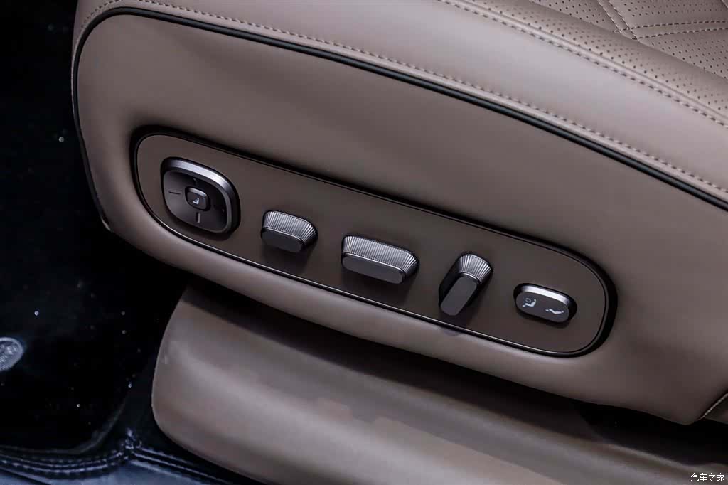 Li Auto L9, 2026 17