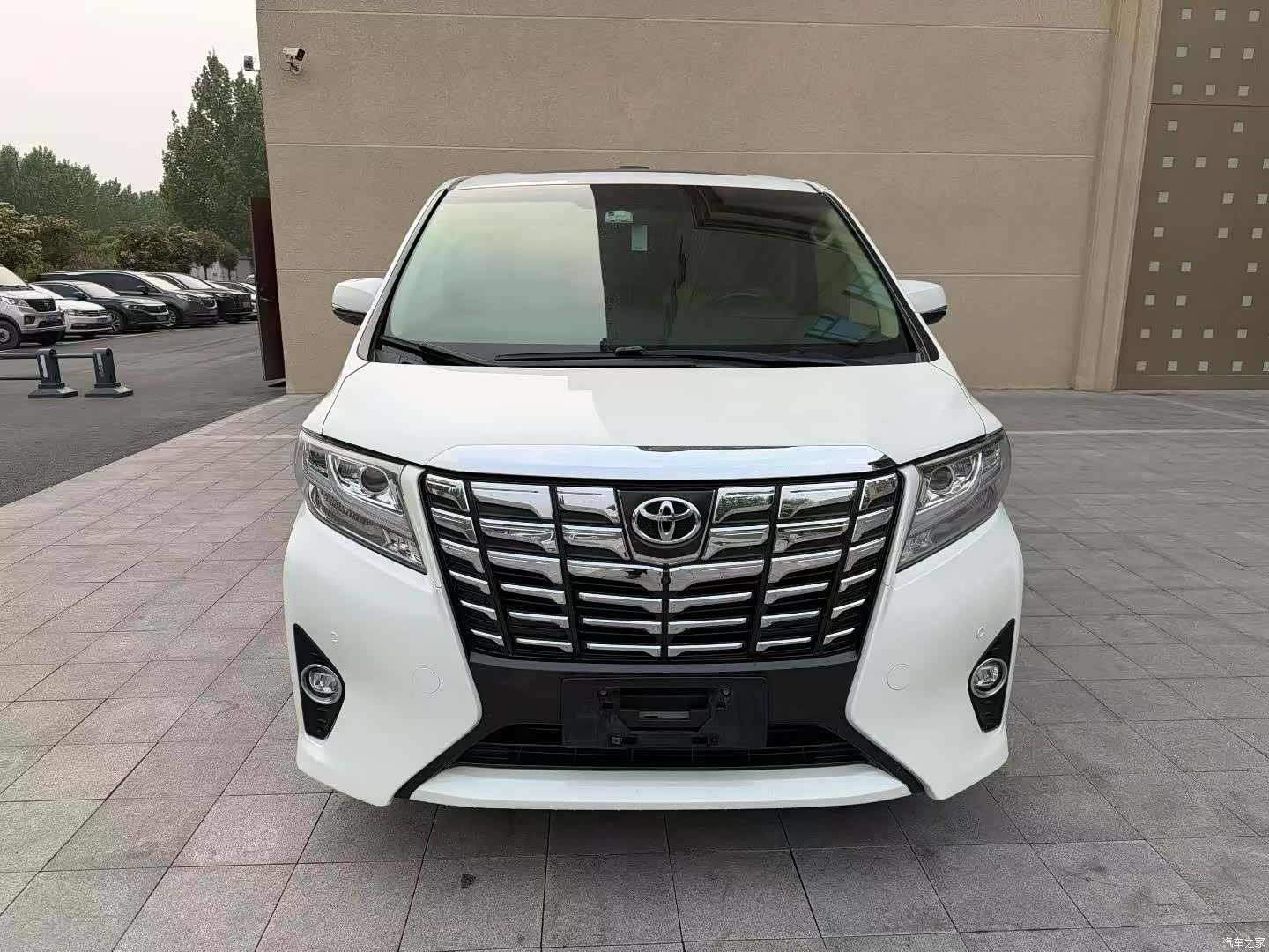 Toyota Alphard, 2016 2