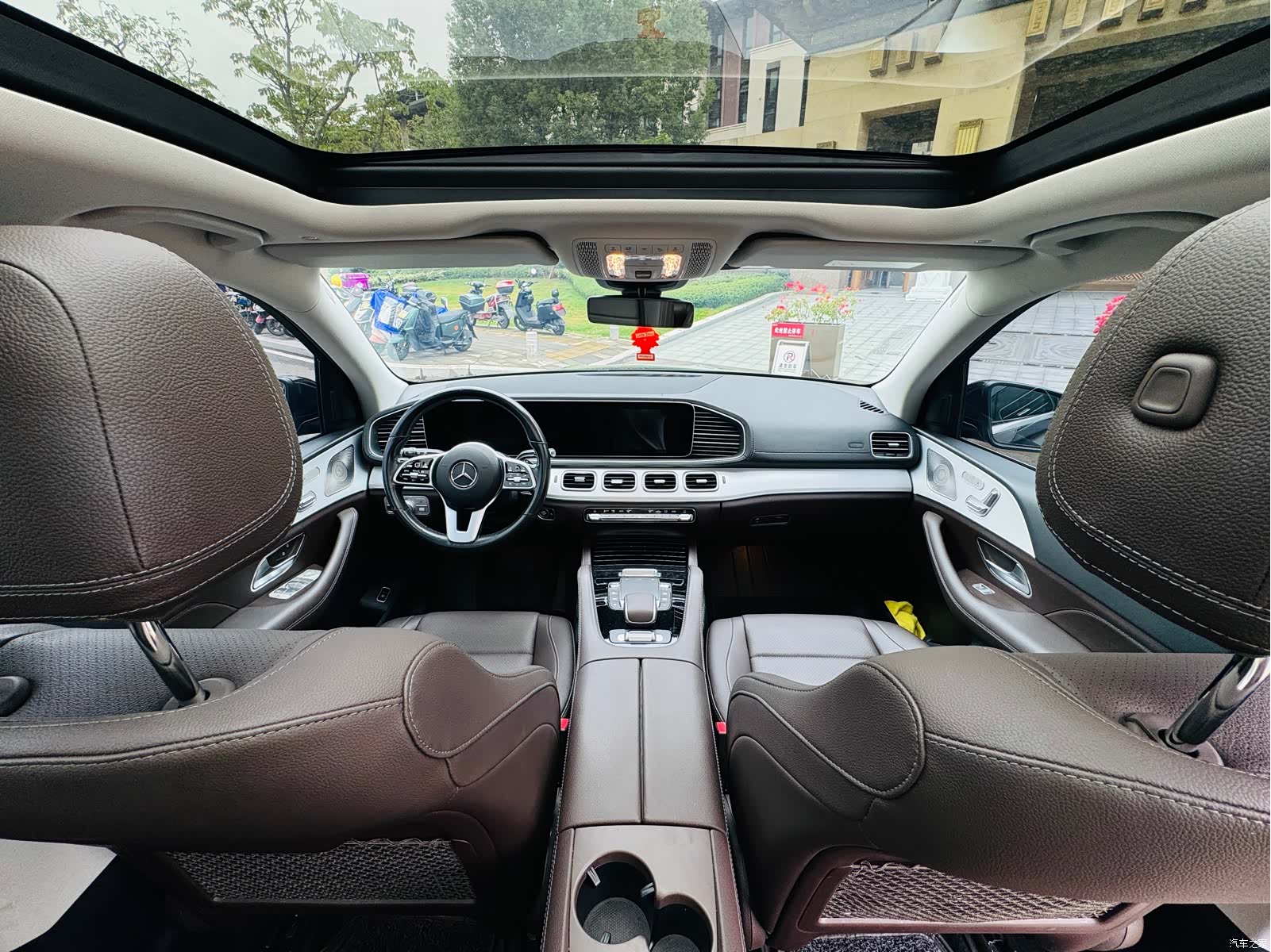 Mercedes-Benz GLE, 2022 9
