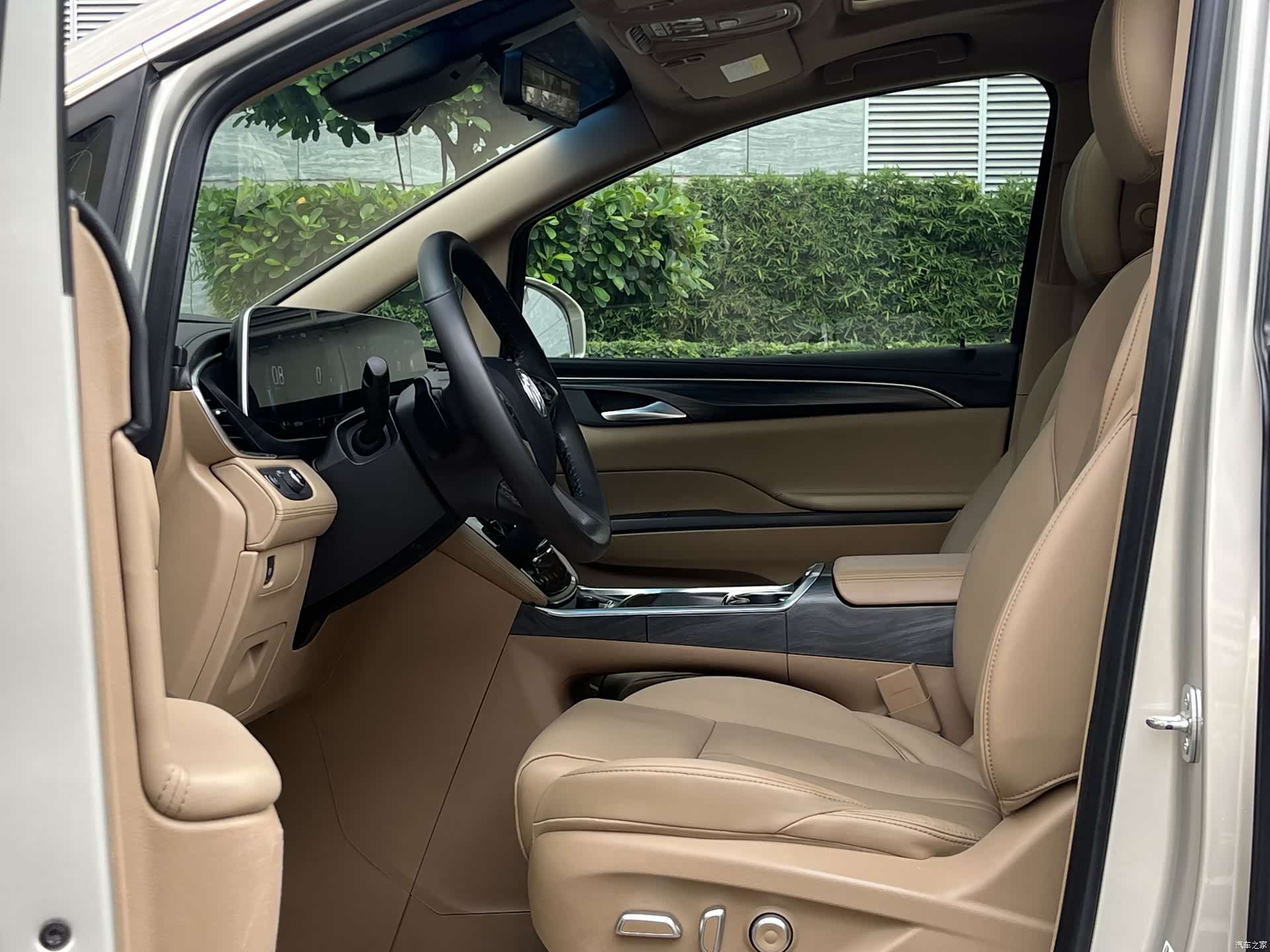Buick GL8, 2021 8