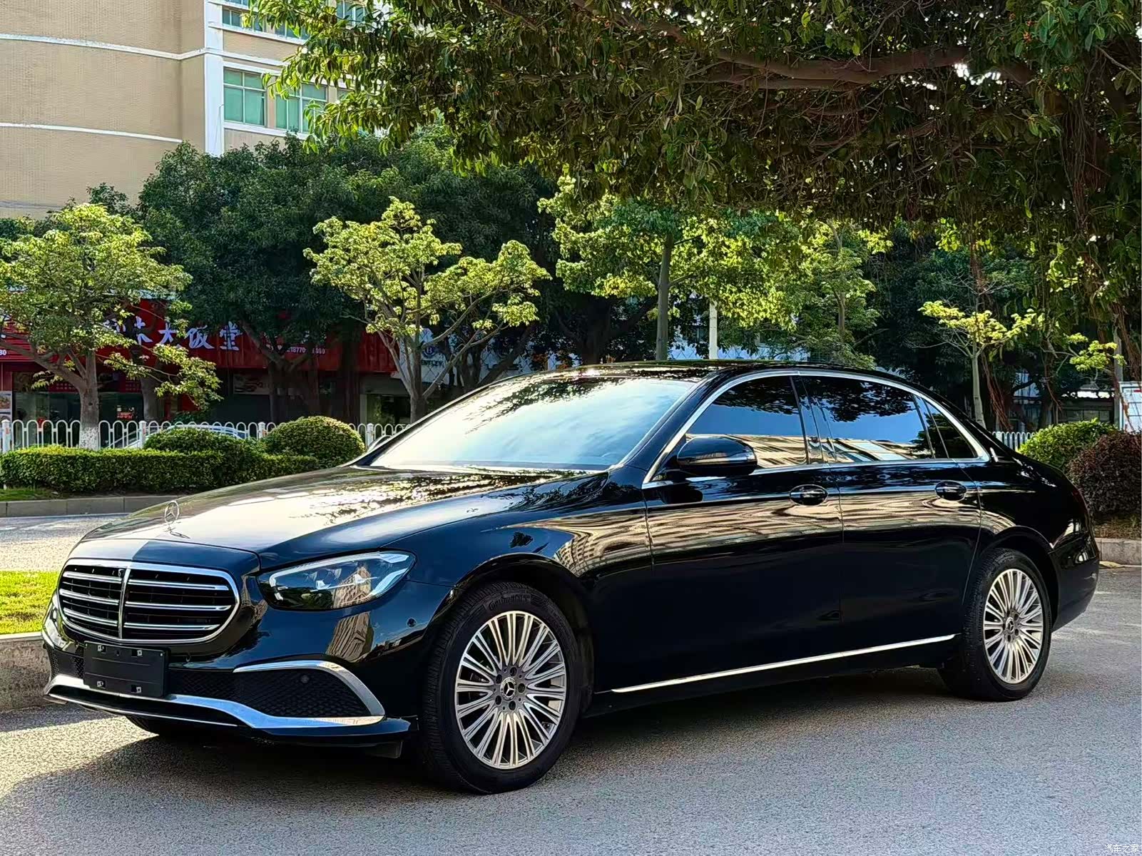 Mercedes-Benz E-Class, 2021 1