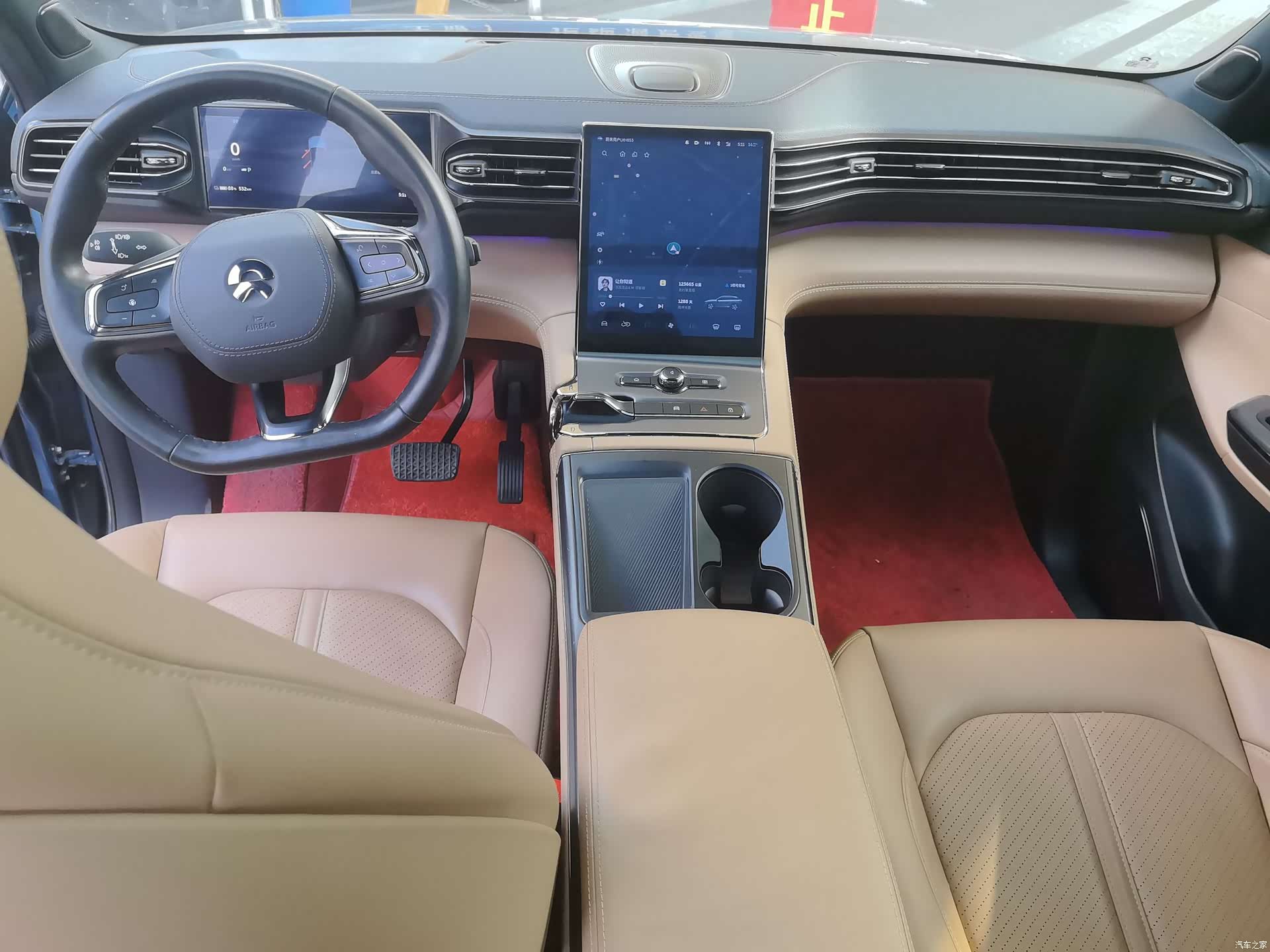 NIO ES6, 2022 11