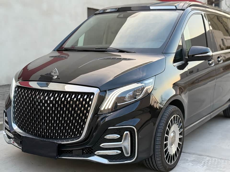 Mercedes-Benz V-class