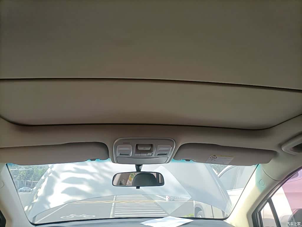 Geely Emgrand, 2018 18