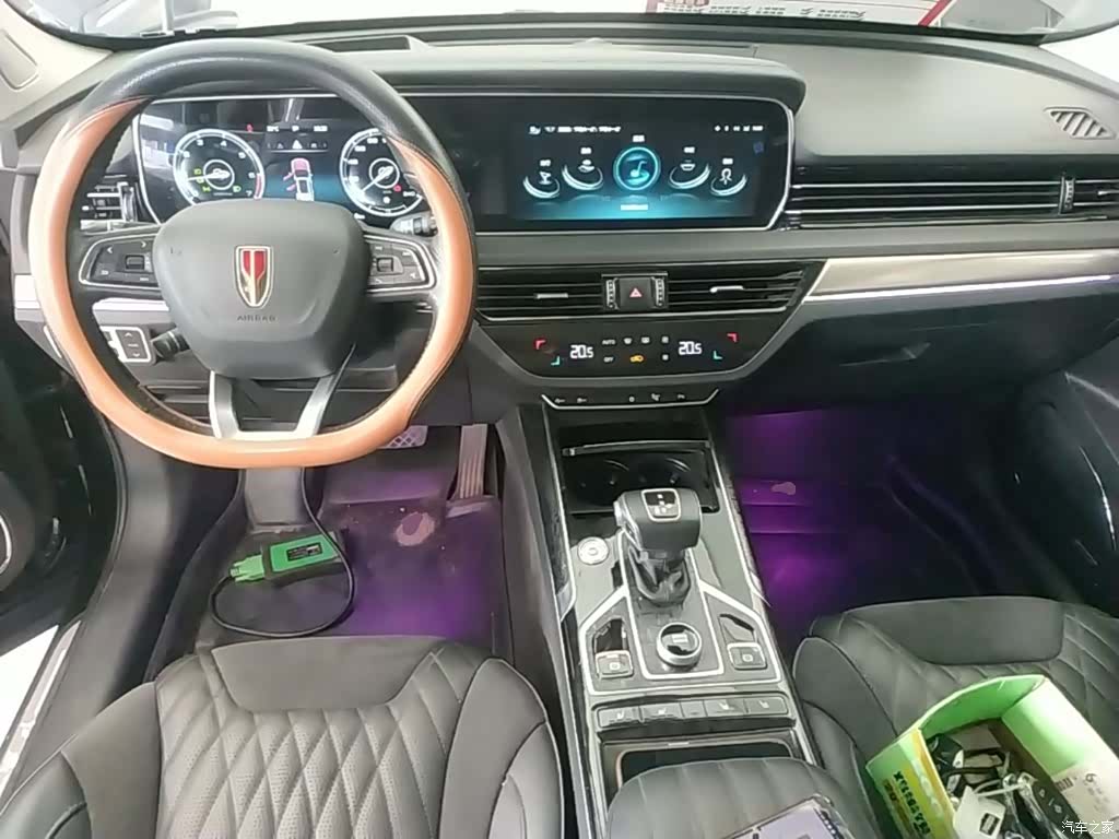 Hongqi HS5, 2023 10